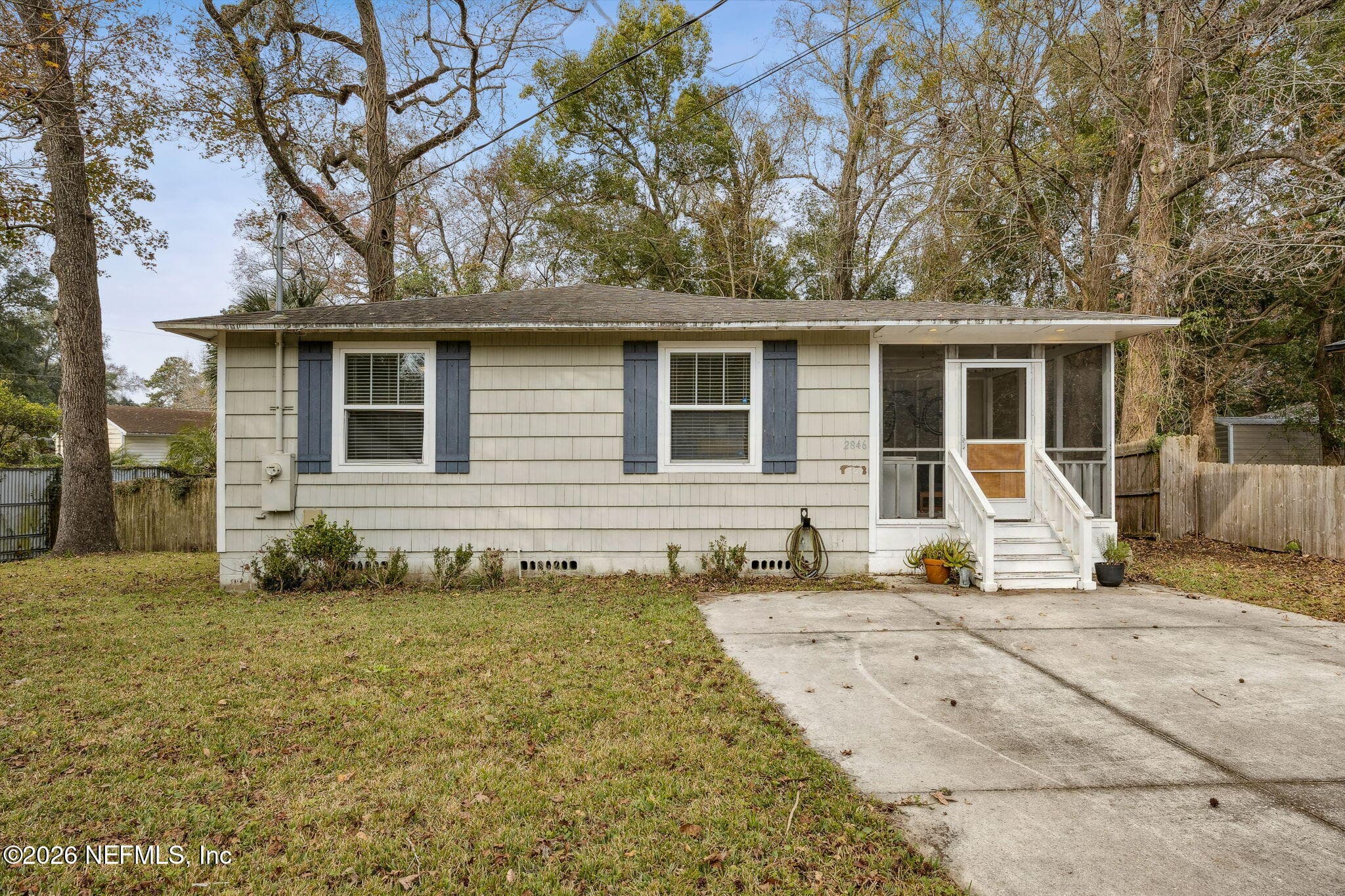 Front — 2846 CHEROKEE Circle W, Jacksonville, FL 32205