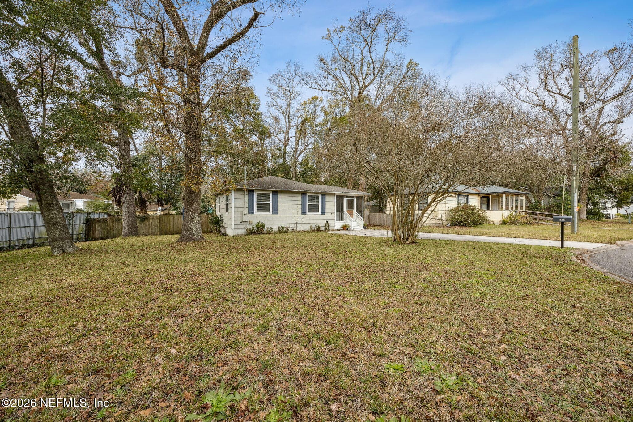 Front — 2846 CHEROKEE Circle W, Jacksonville, FL 32205
