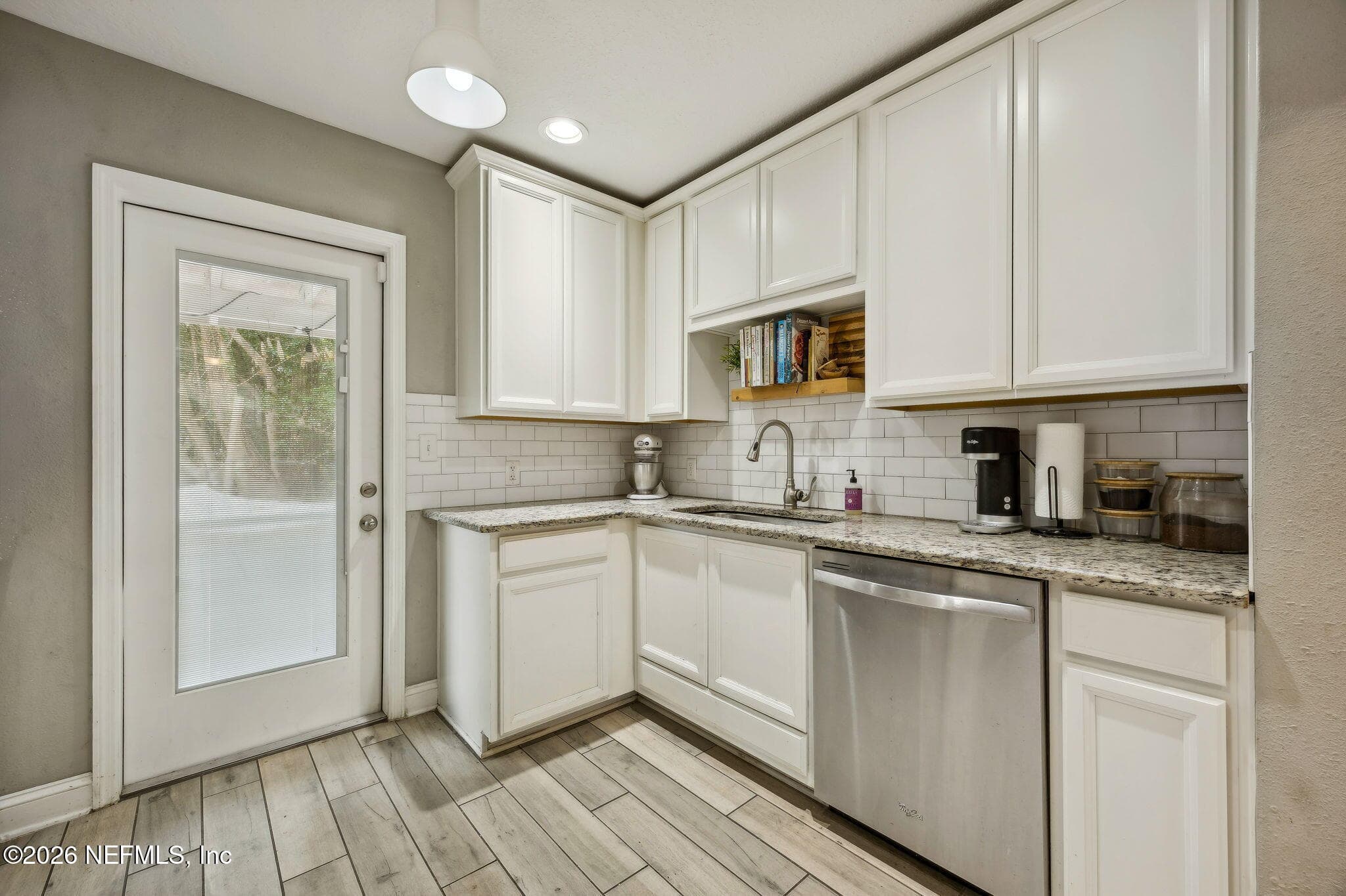 Kitchen — 2846 CHEROKEE Circle W, Jacksonville, FL 32205