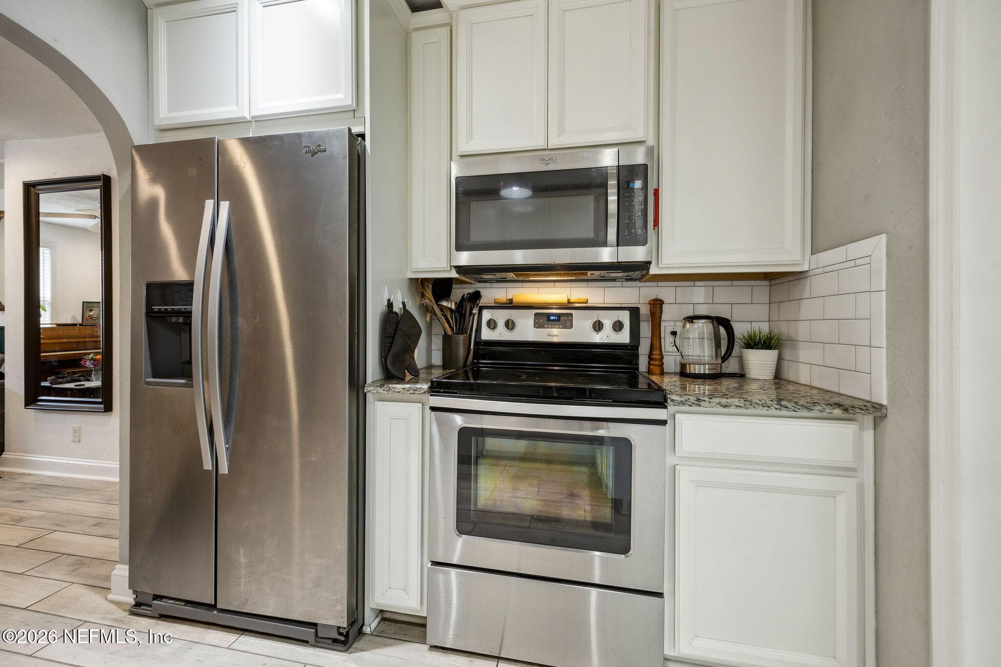 Kitchen — 2846 CHEROKEE Circle W, Jacksonville, FL 32205