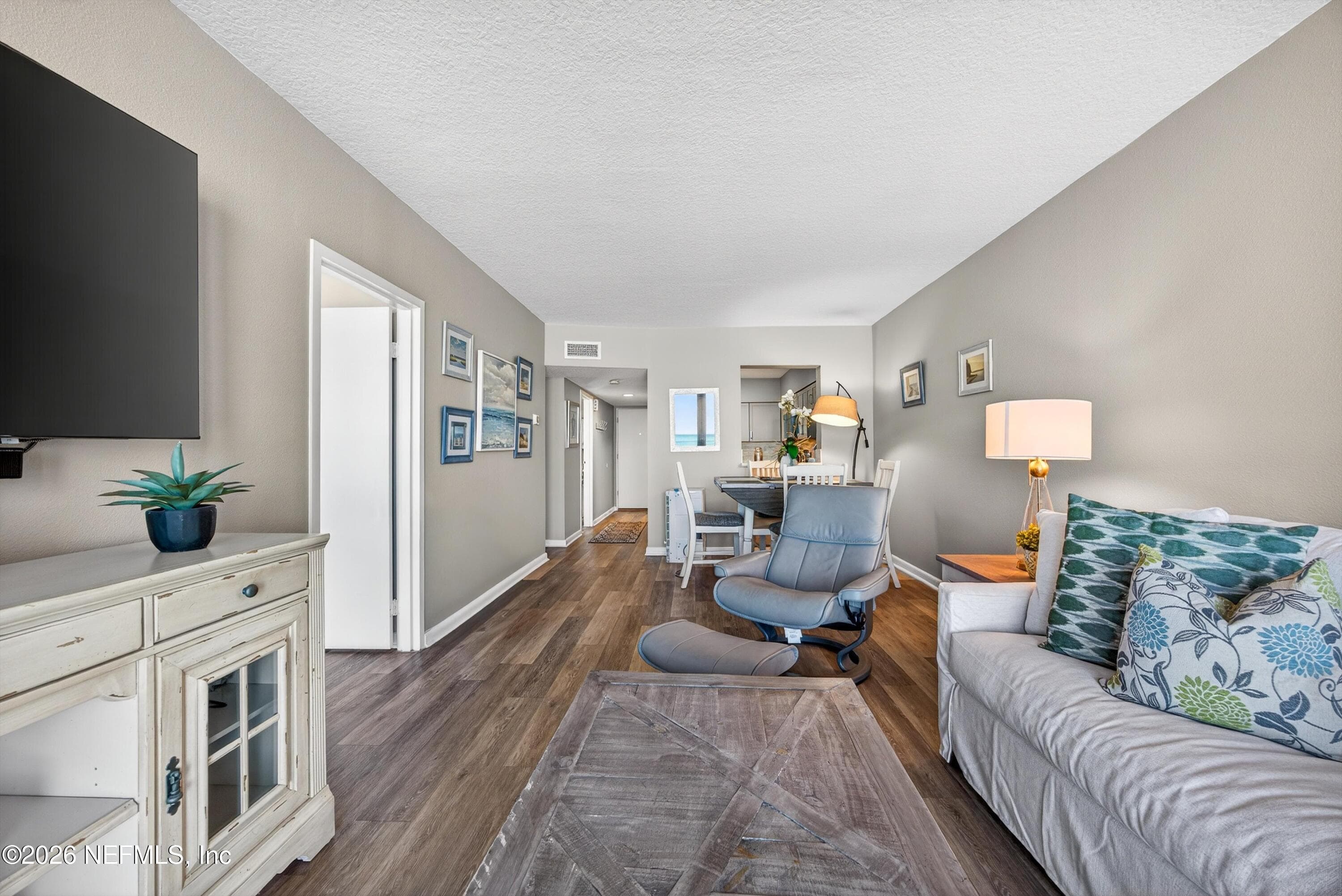 Photo 4 of 601 1ST Street 4C, Jacksonville Beach, FL 32250