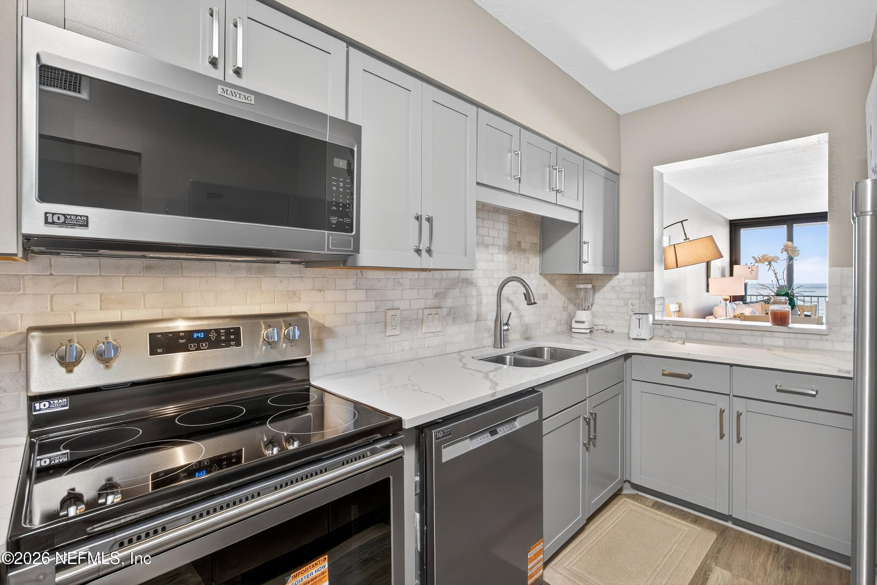 Photo 9 of 601 1ST Street 4C, Jacksonville Beach, FL 32250