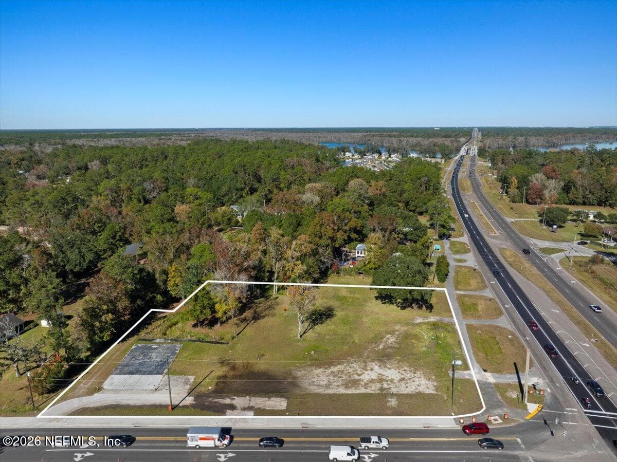 Photo 4 of 1456 RUSSELL Road, Green Cove Springs, FL 32043