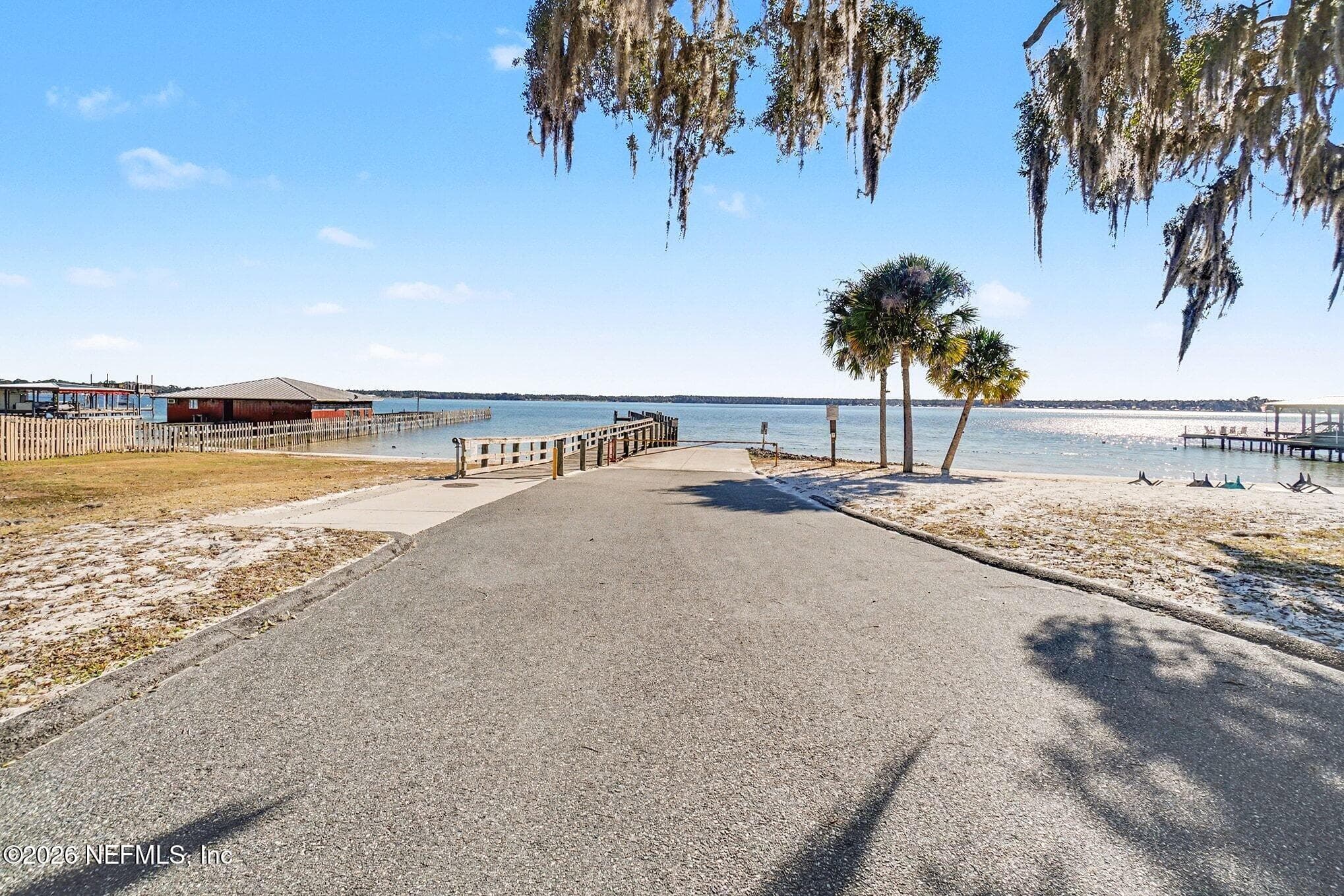 Photo 3 of 4042 BUENA VISTA Avenue, Starke, FL 32091