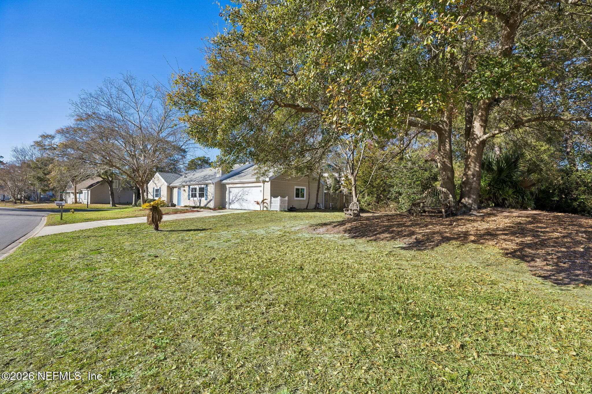 Photo 40 of 2189 THE WOODS Drive E, Jacksonville, FL 32246