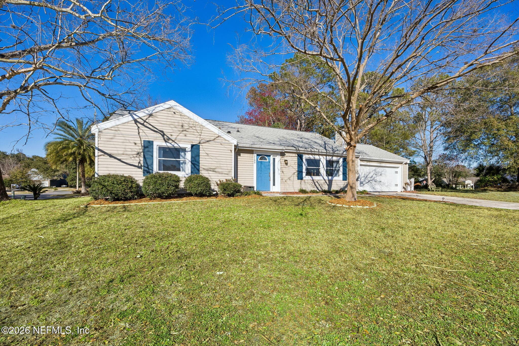 Photo 2 of 2189 THE WOODS Drive E, Jacksonville, FL 32246