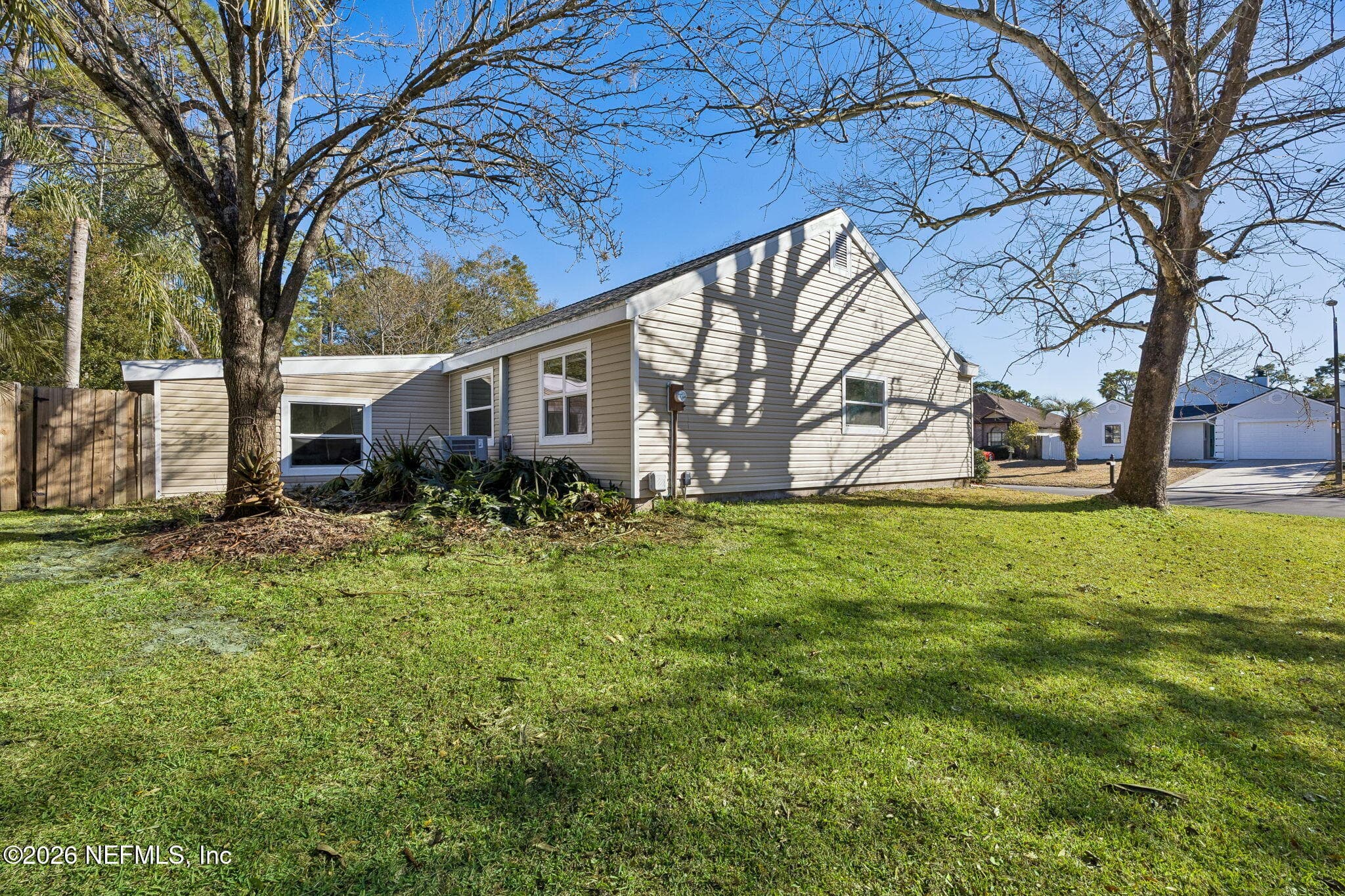 Photo 42 of 2189 THE WOODS Drive E, Jacksonville, FL 32246