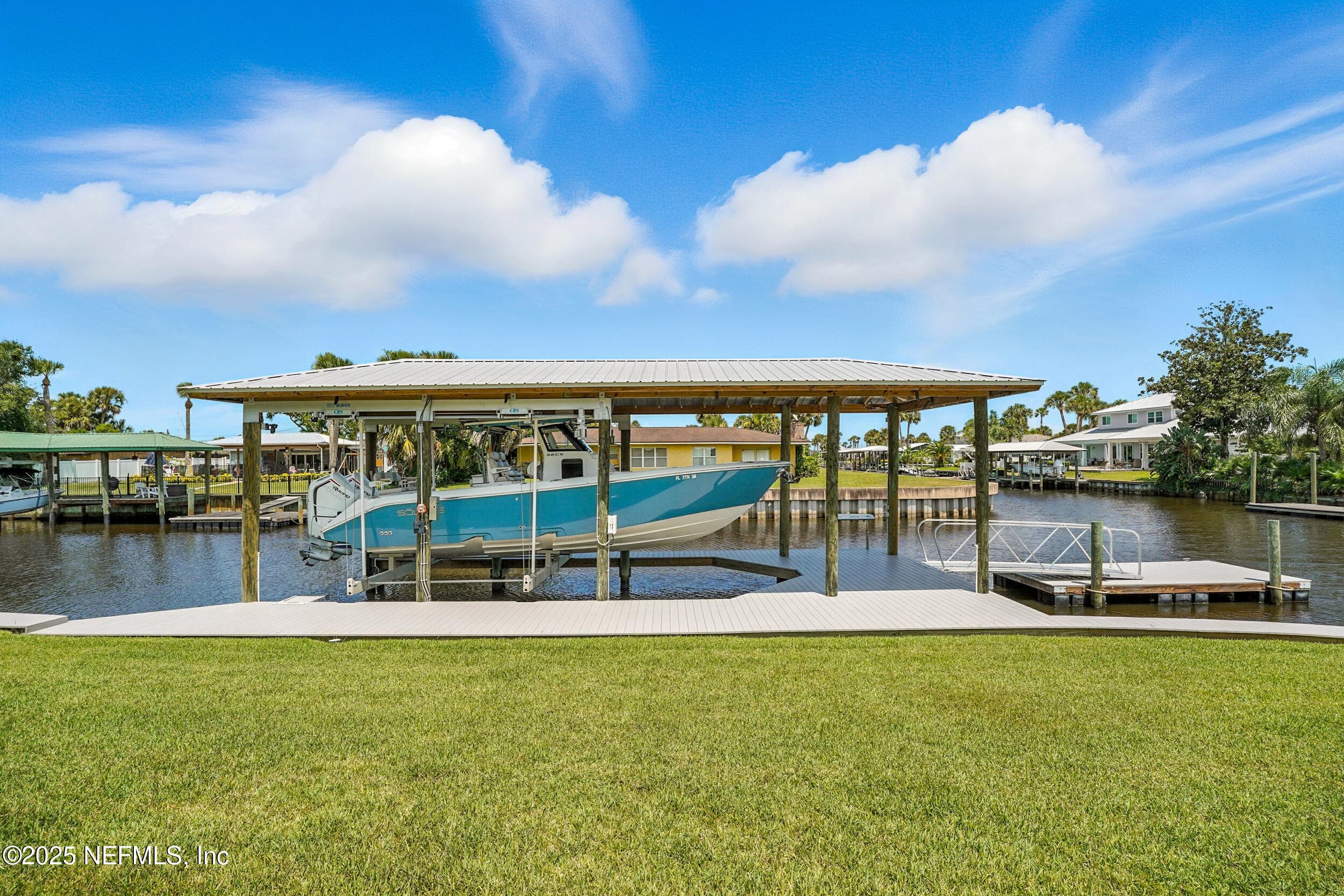 boat lift 1- 16k lb deco — 3367 ROYAL PALM Drive, Jacksonville, FL 32250