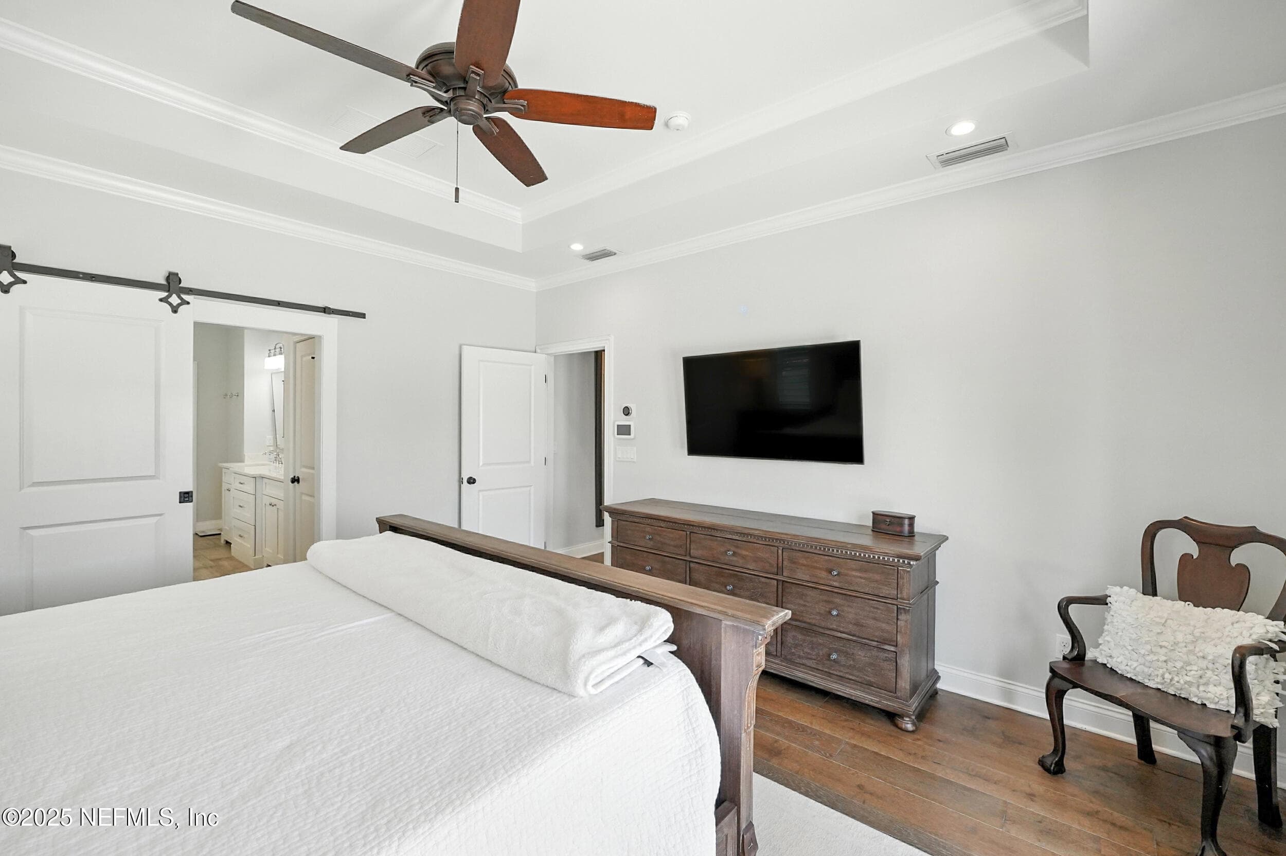 owners suite — 3367 ROYAL PALM Drive, Jacksonville, FL 32250