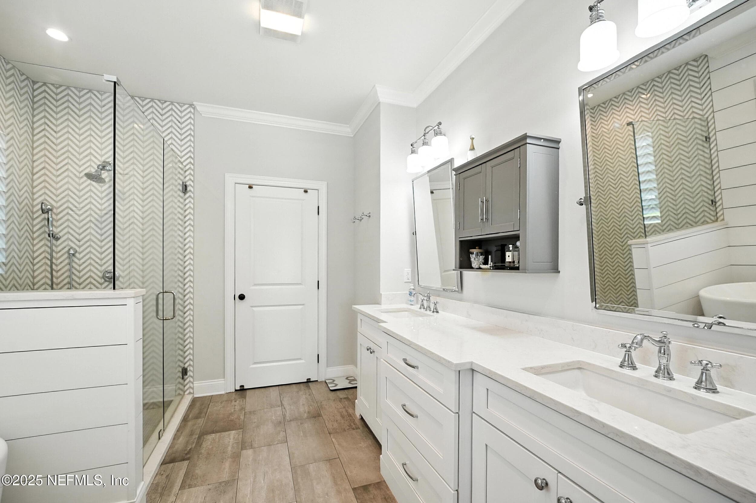 owners bath — 3367 ROYAL PALM Drive, Jacksonville, FL 32250