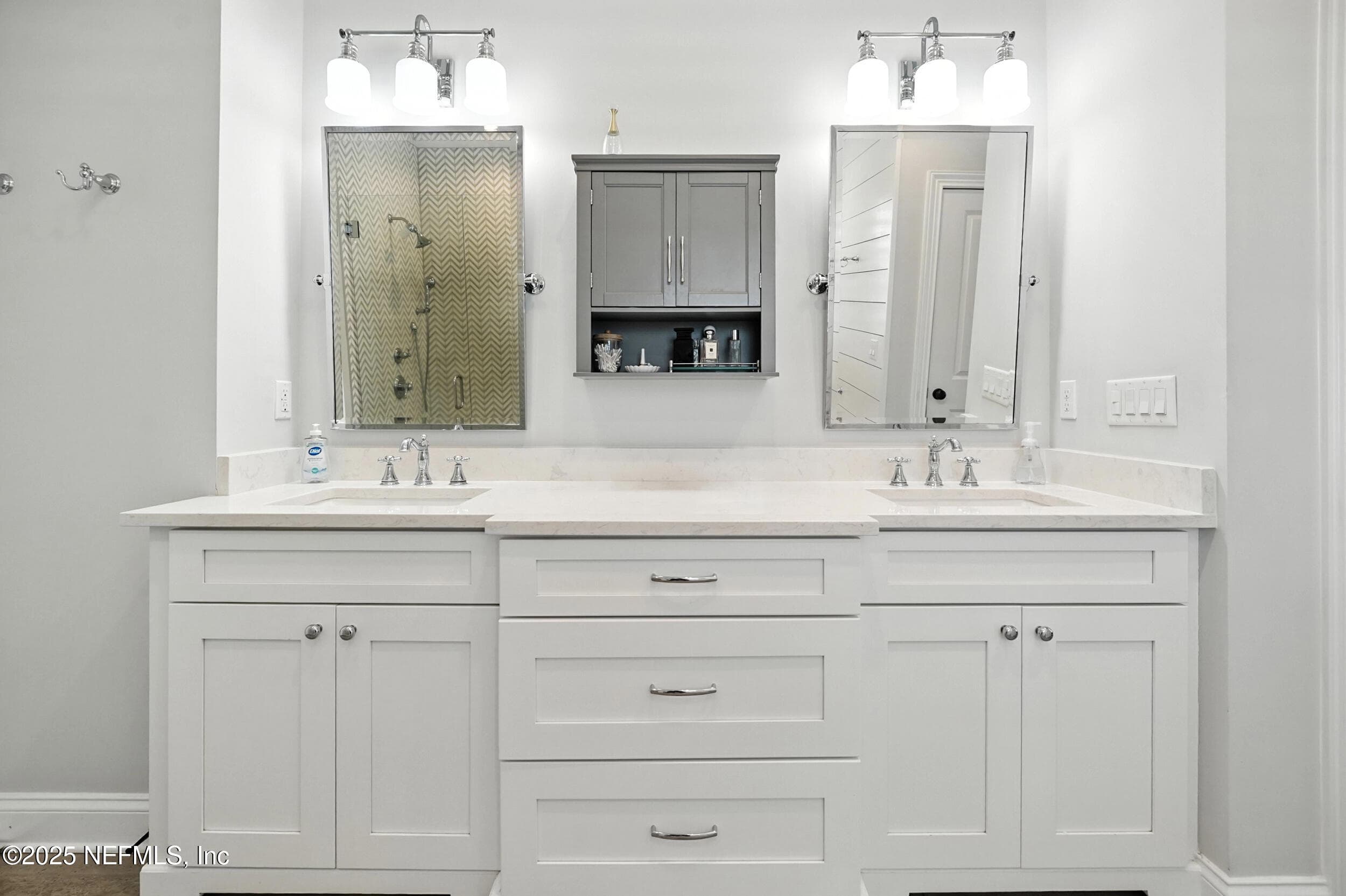 owners bath — 3367 ROYAL PALM Drive, Jacksonville, FL 32250