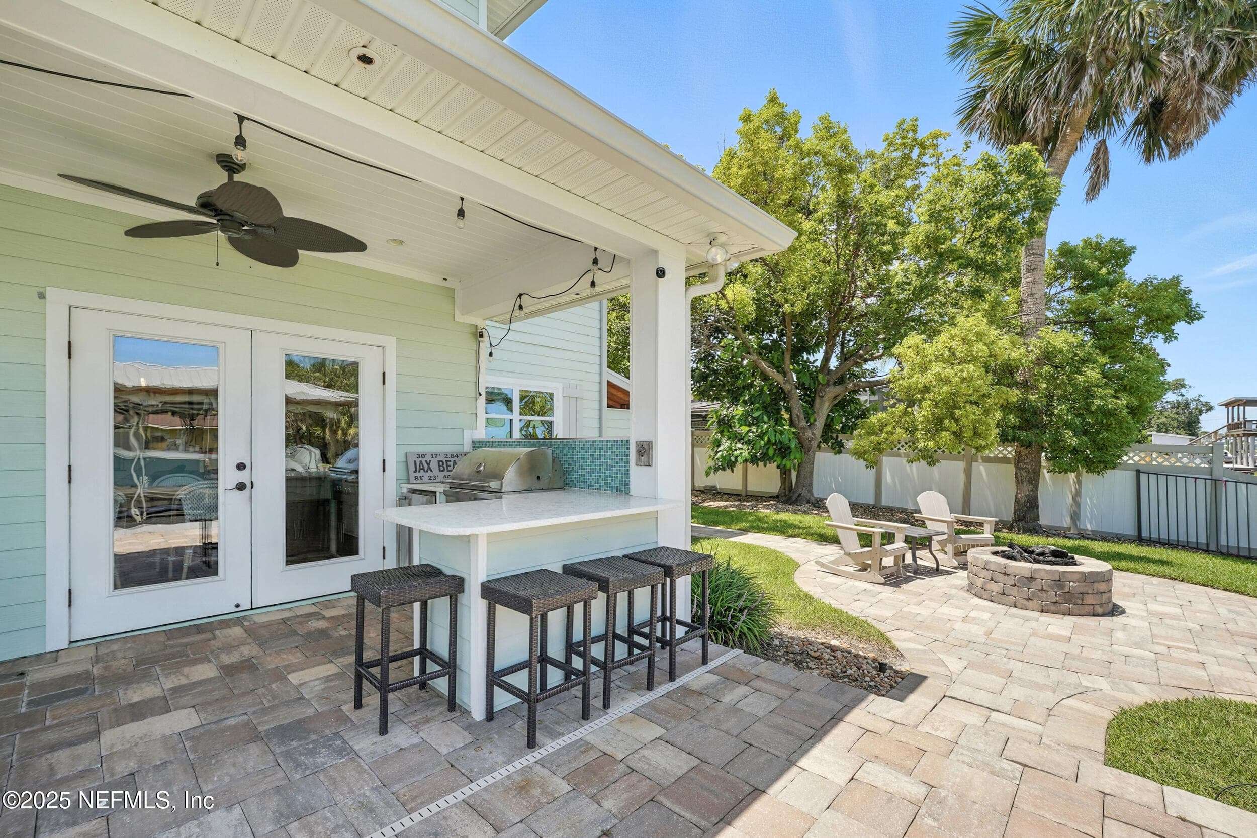 outdoor summer kitchen — 3367 ROYAL PALM Drive, Jacksonville, FL 32250