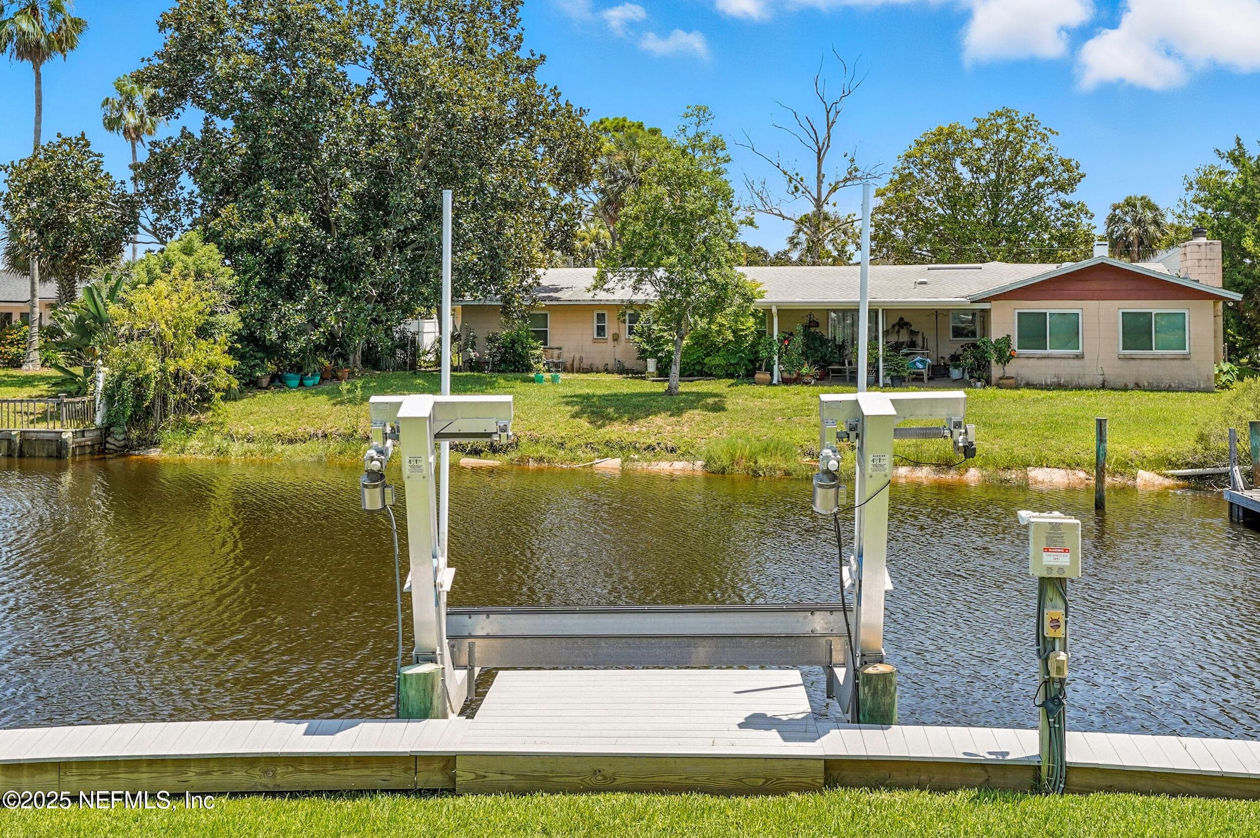 boat lift 2 - 16k lb deco elevator lift — 3367 ROYAL PALM Drive, Jacksonville, FL 32250
