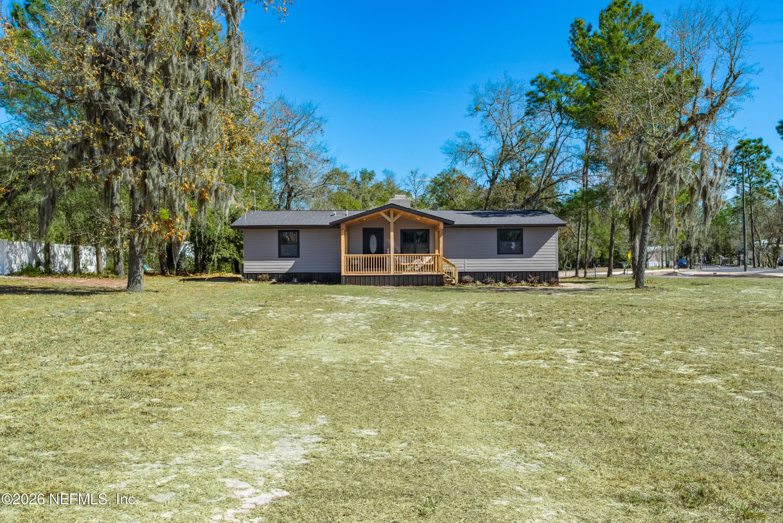 Photo 3 of 4193 SE 8TH Avenue, Melrose, FL 32666