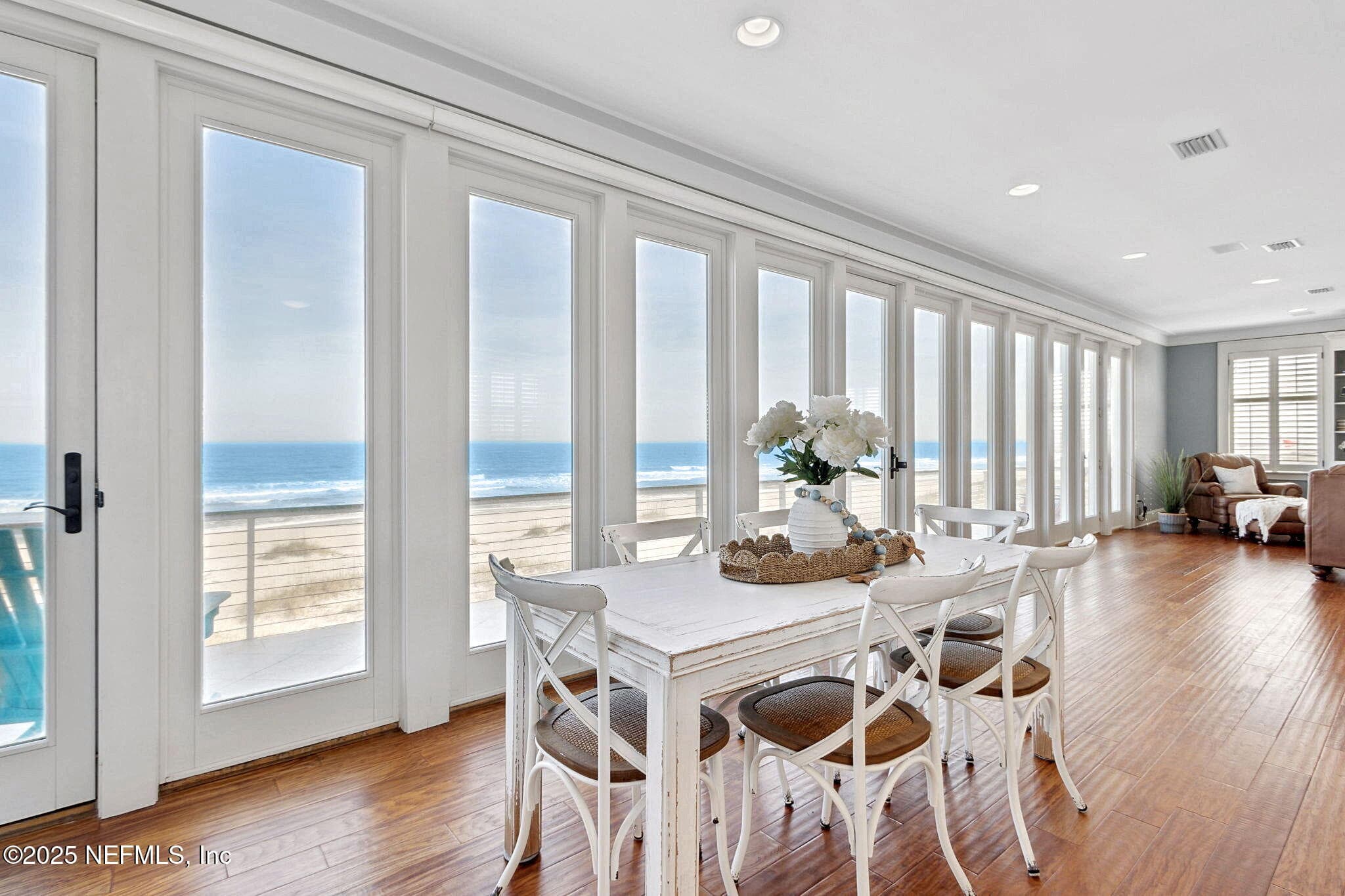 There are plenty of spaces where you might share a meal ... — 822 S FLETCHER Avenue, Fernandina Beach, FL 32034