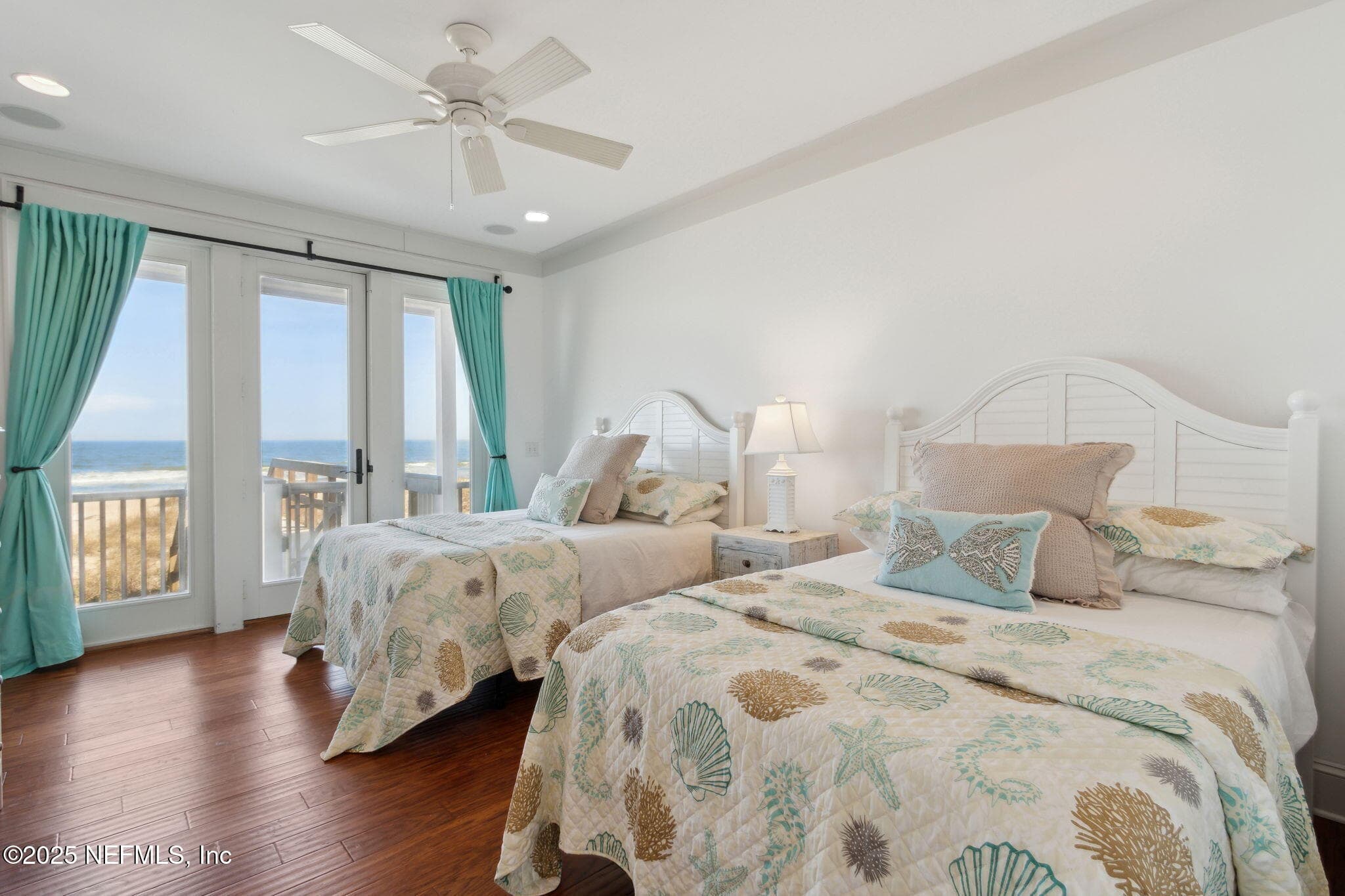This guest bedroom shares the 2nd floor with the master ... — 822 S FLETCHER Avenue, Fernandina Beach, FL 32034