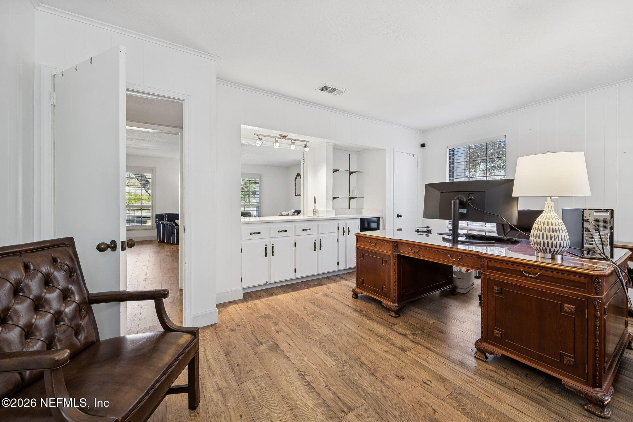 Pass Thru Wet Bar office to Living Room — 8012 SHADY GROVE Road, Jacksonville, FL 32256