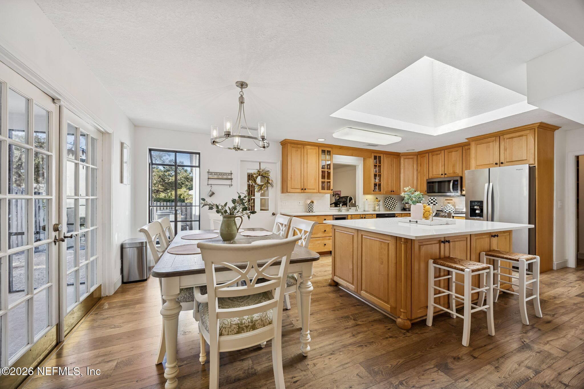 Breakfast and Kitchen area — 8012 SHADY GROVE Road, Jacksonville, FL 32256
