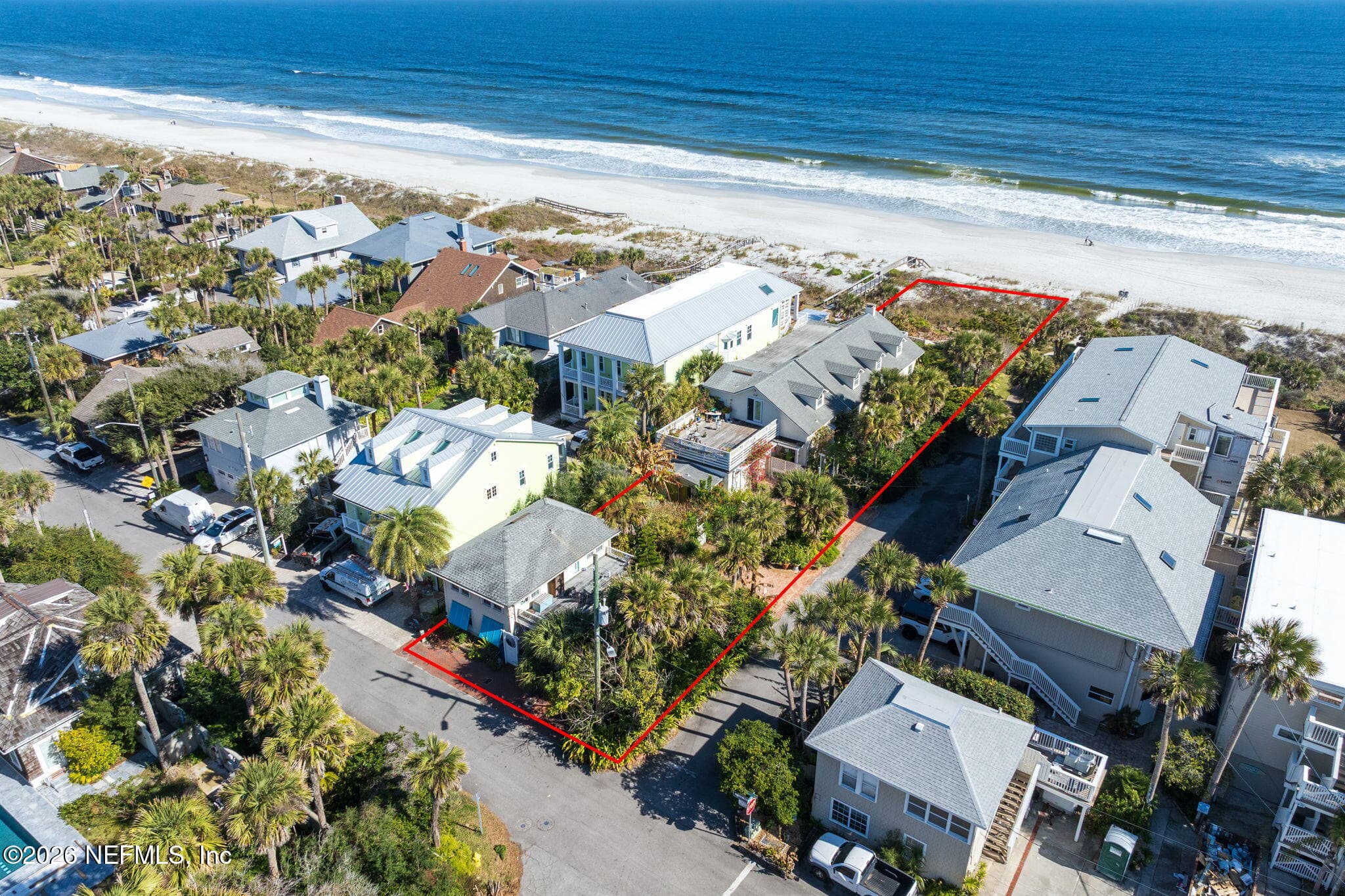 211 BEACH Avenue, Atlantic Beach, FL 32233