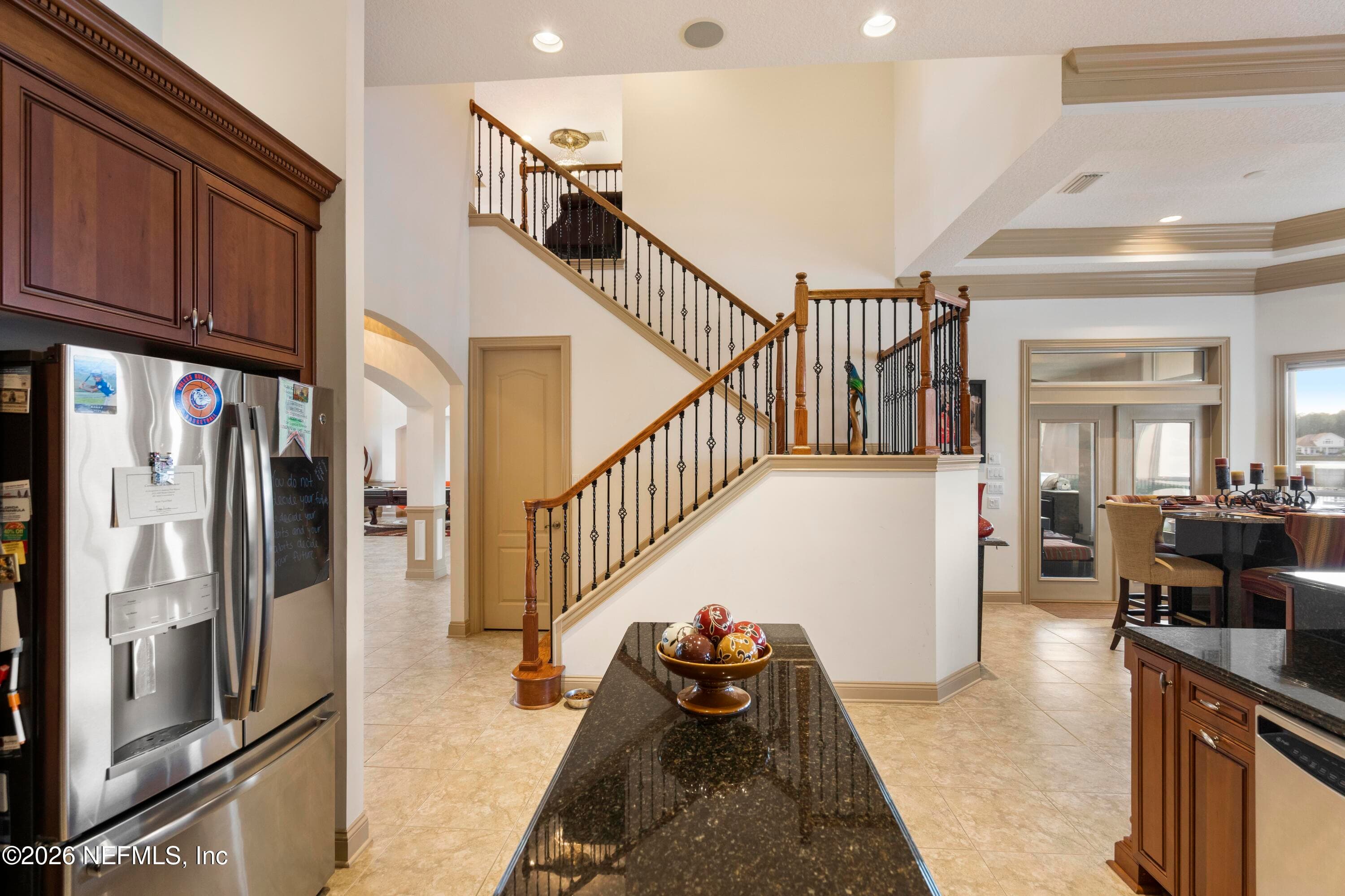 Photo 12 of 504 E KESLEY Lane, St. Johns, FL 32259