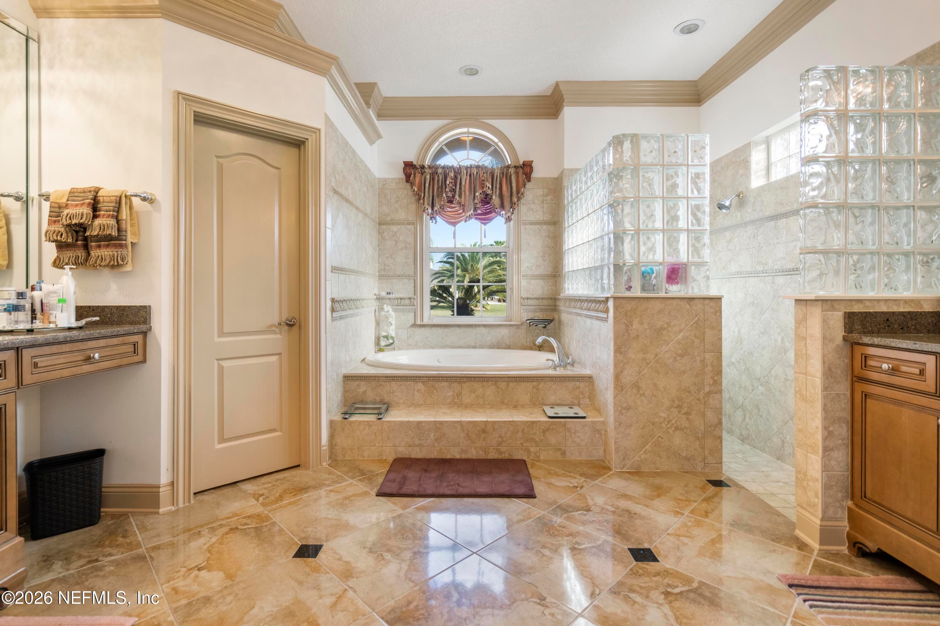 Photo 14 of 504 E KESLEY Lane, St. Johns, FL 32259