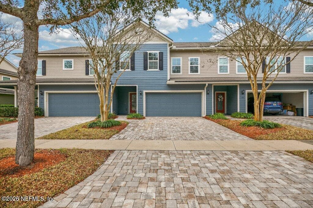 Welcome to 132 Magnolia Creek Walk — 132 MAGNOLIA CREEK Walk, Ponte Vedra, FL 32081