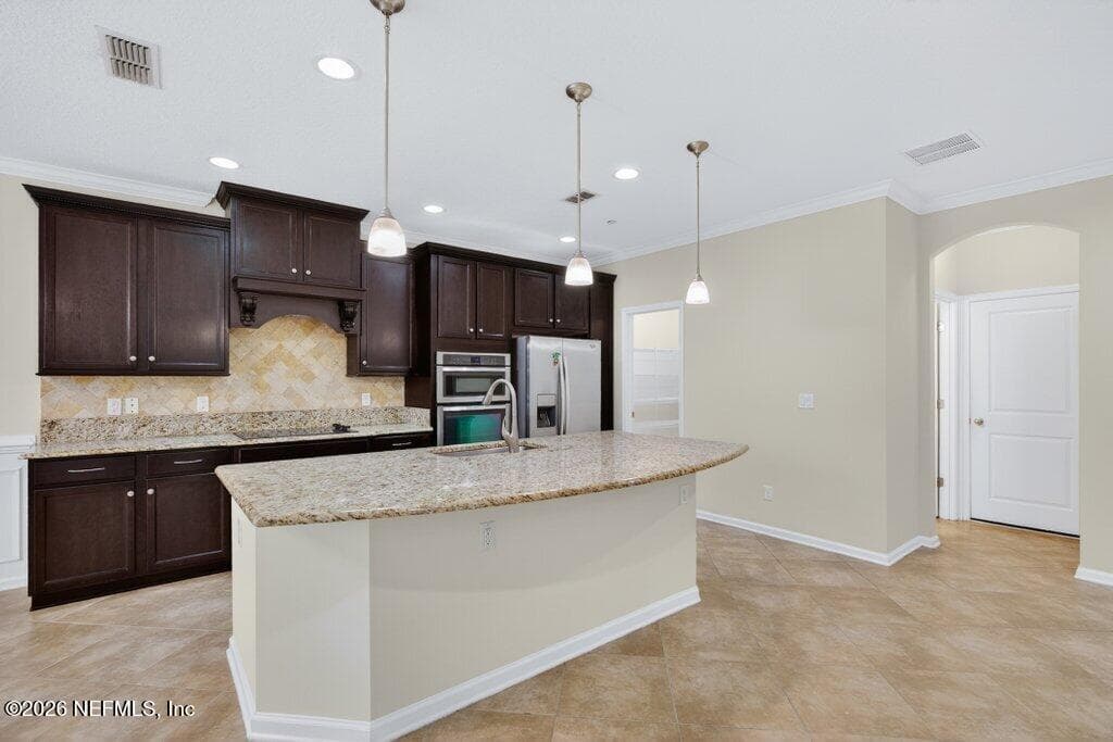 Open concept home with kitchen island, stainless, granite, all appliances — 132 MAGNOLIA CREEK Walk, Ponte Vedra, FL 32081