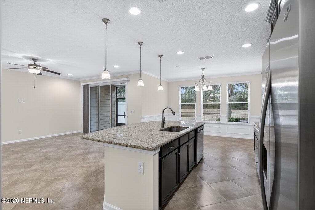 Beautiful appliances; garbage disposal new 2025; dishwasher 3 years ago. — 132 MAGNOLIA CREEK Walk, Ponte Vedra, FL 32081