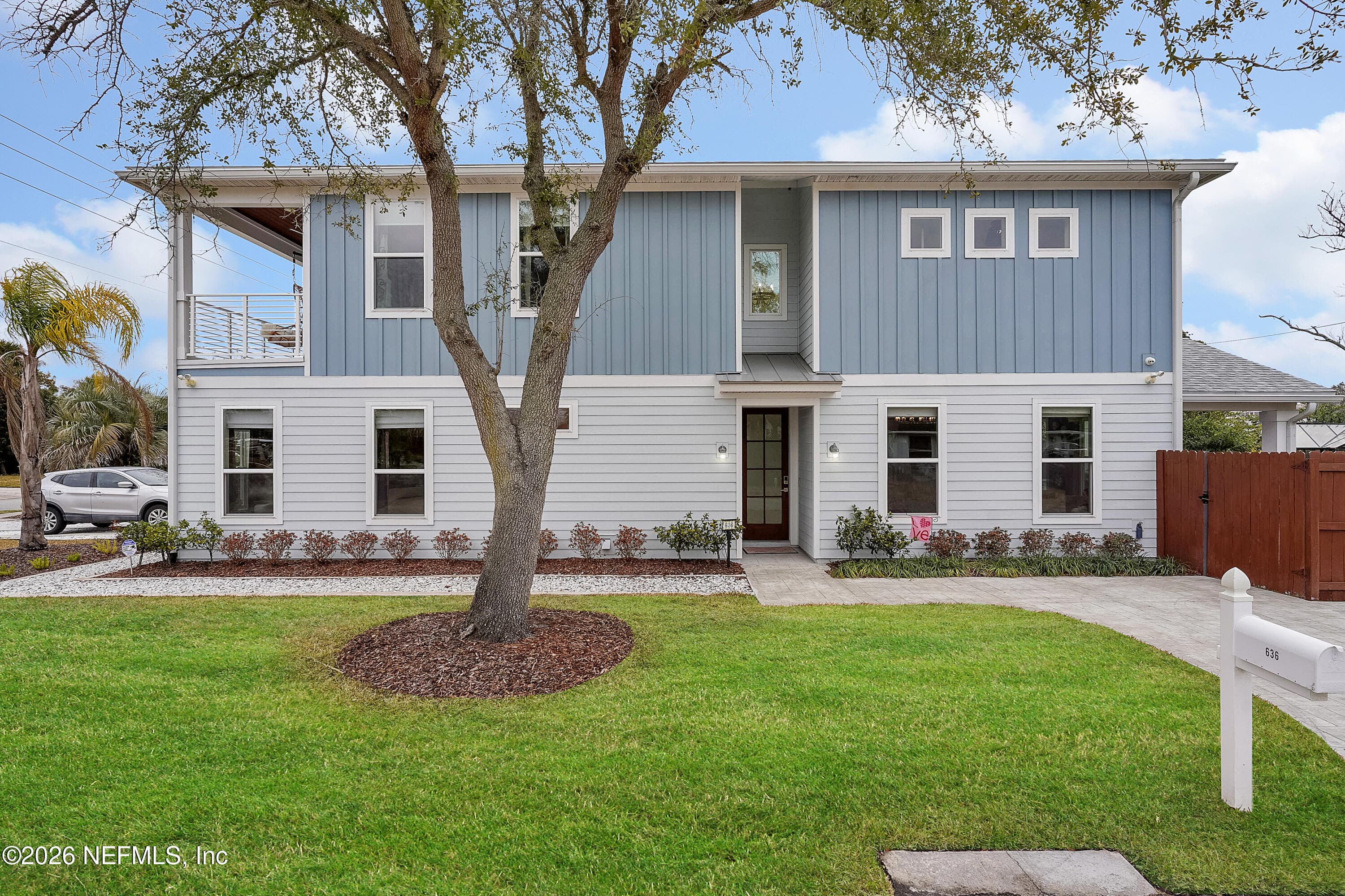 Photo 3 of 636 8TH Avenue N, Jacksonville Beach, FL 32250