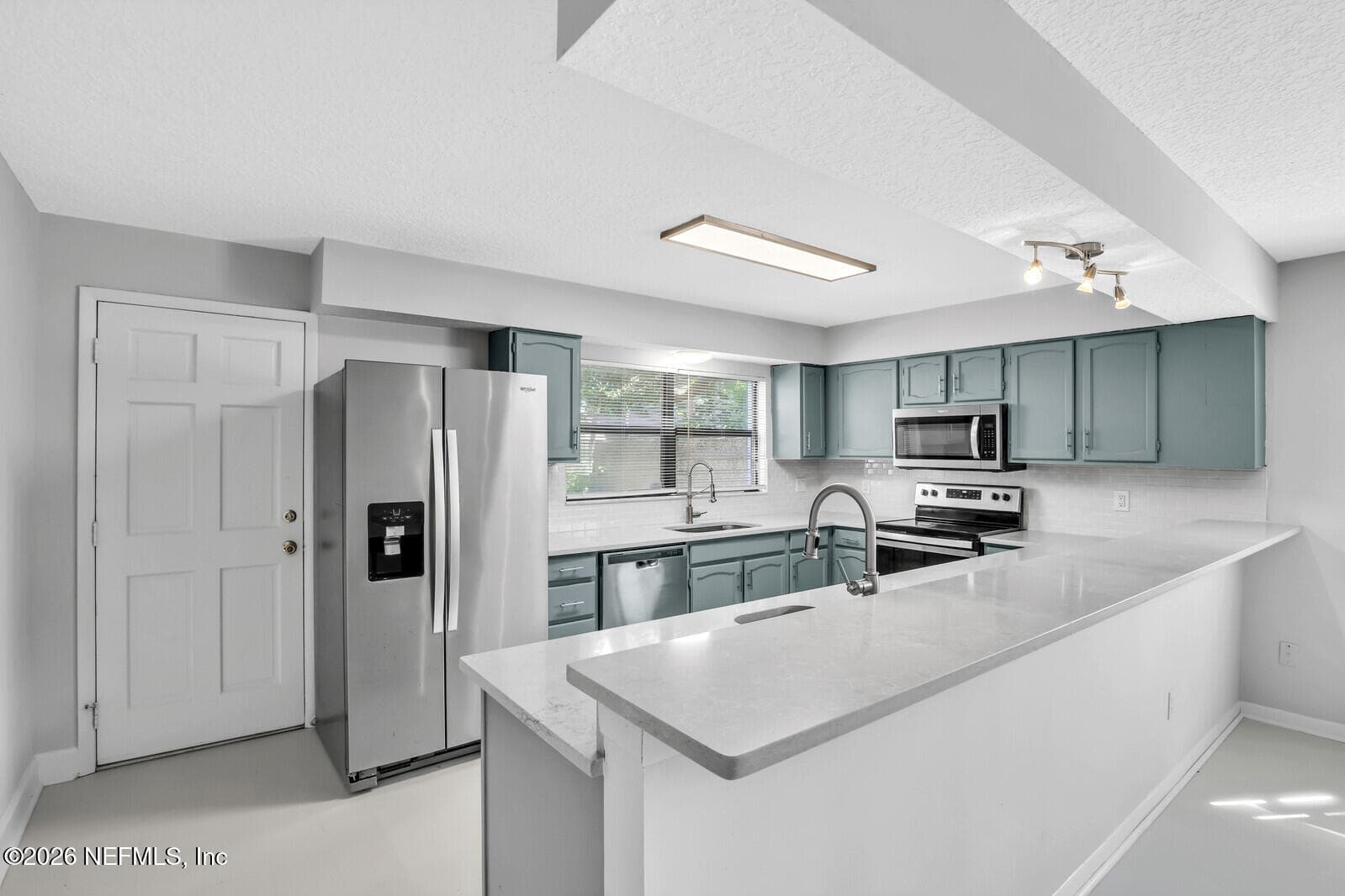 East Unit Kitchen — 206/208 HOPKINS Street, Neptune Beach, FL 32266