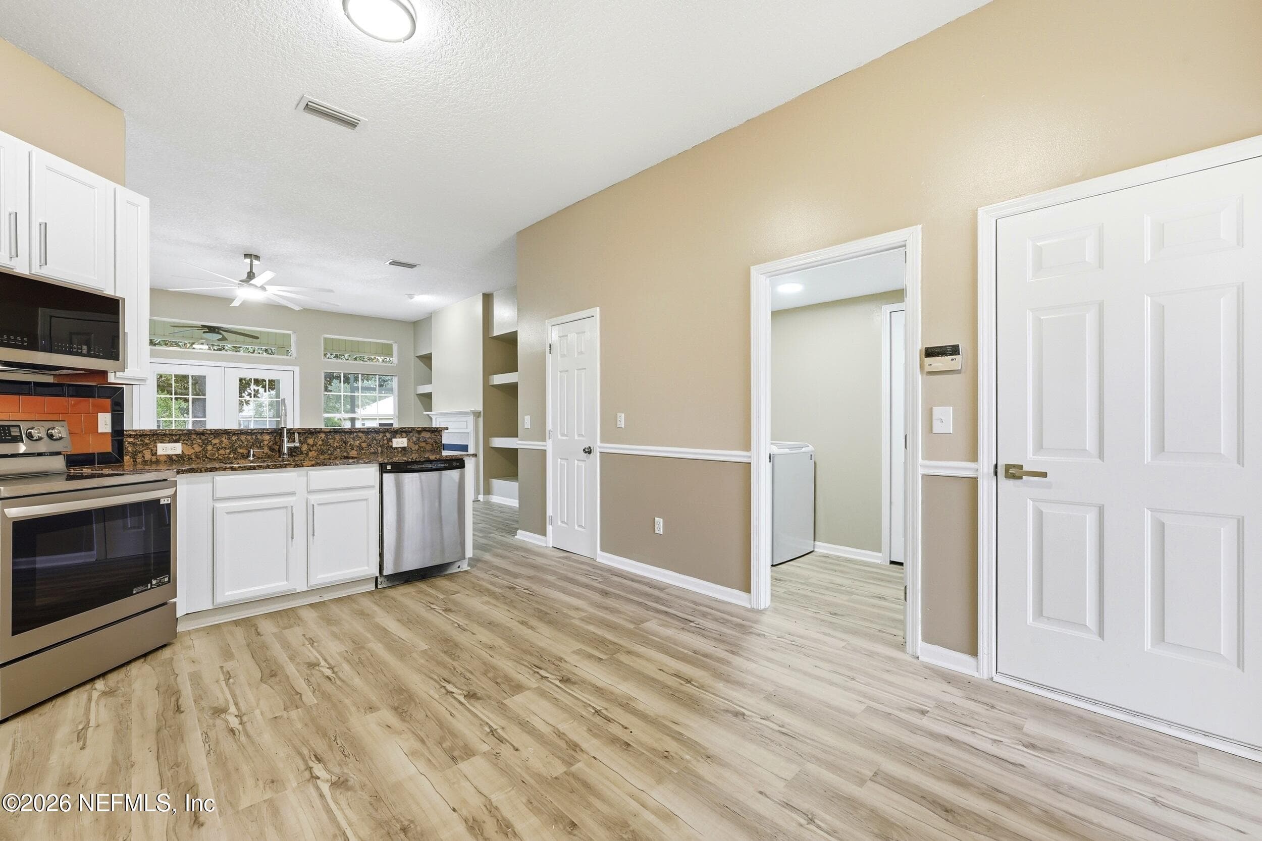 Photo 9 of 541 GRAND PARKE Drive, St. Johns, FL 32259