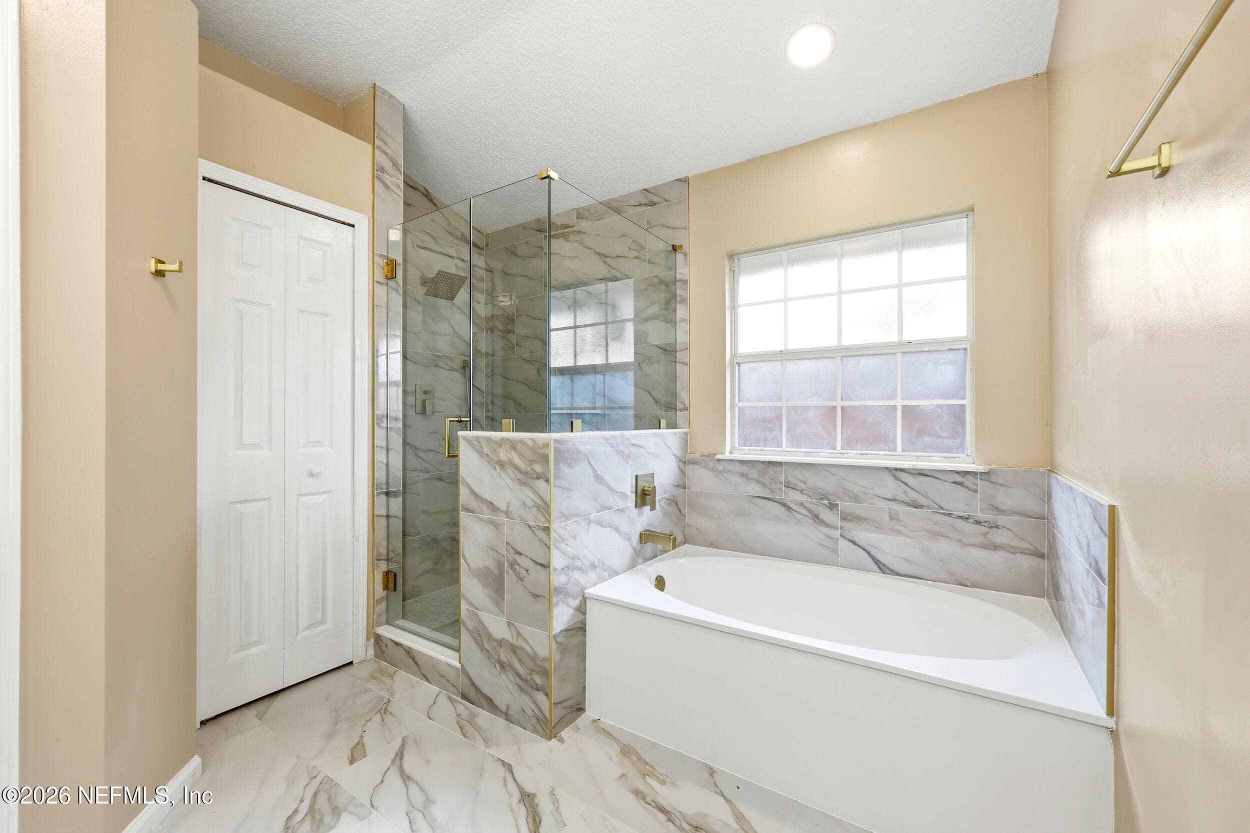 Primary Bath — 541 GRAND PARKE Drive, St. Johns, FL 32259