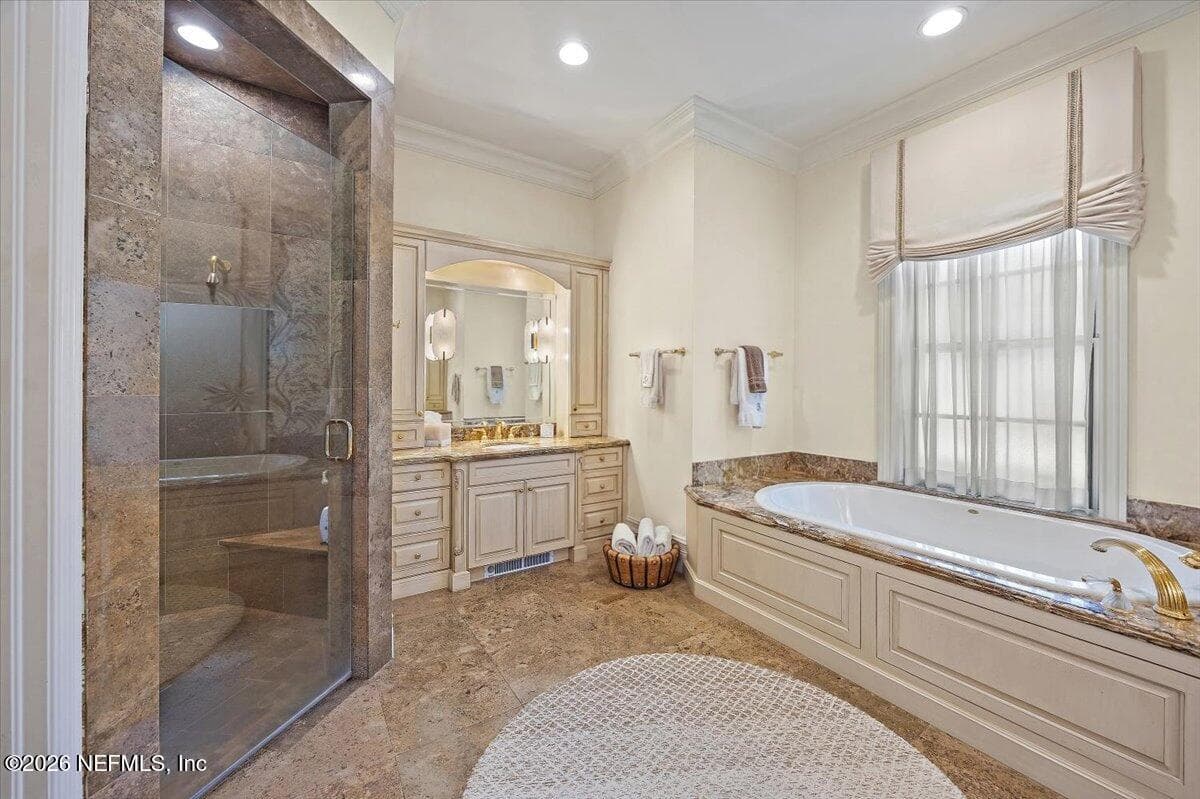 Featuring a central vac for dust & hair! — 5367 CHANDLER BEND Drive, Jacksonville, FL 32224