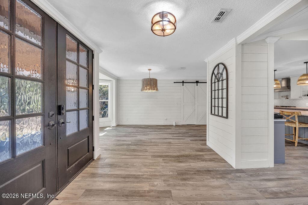 Photo 11 of 697 ARTHUR MOORE Drive, Green Cove Springs, FL 32043