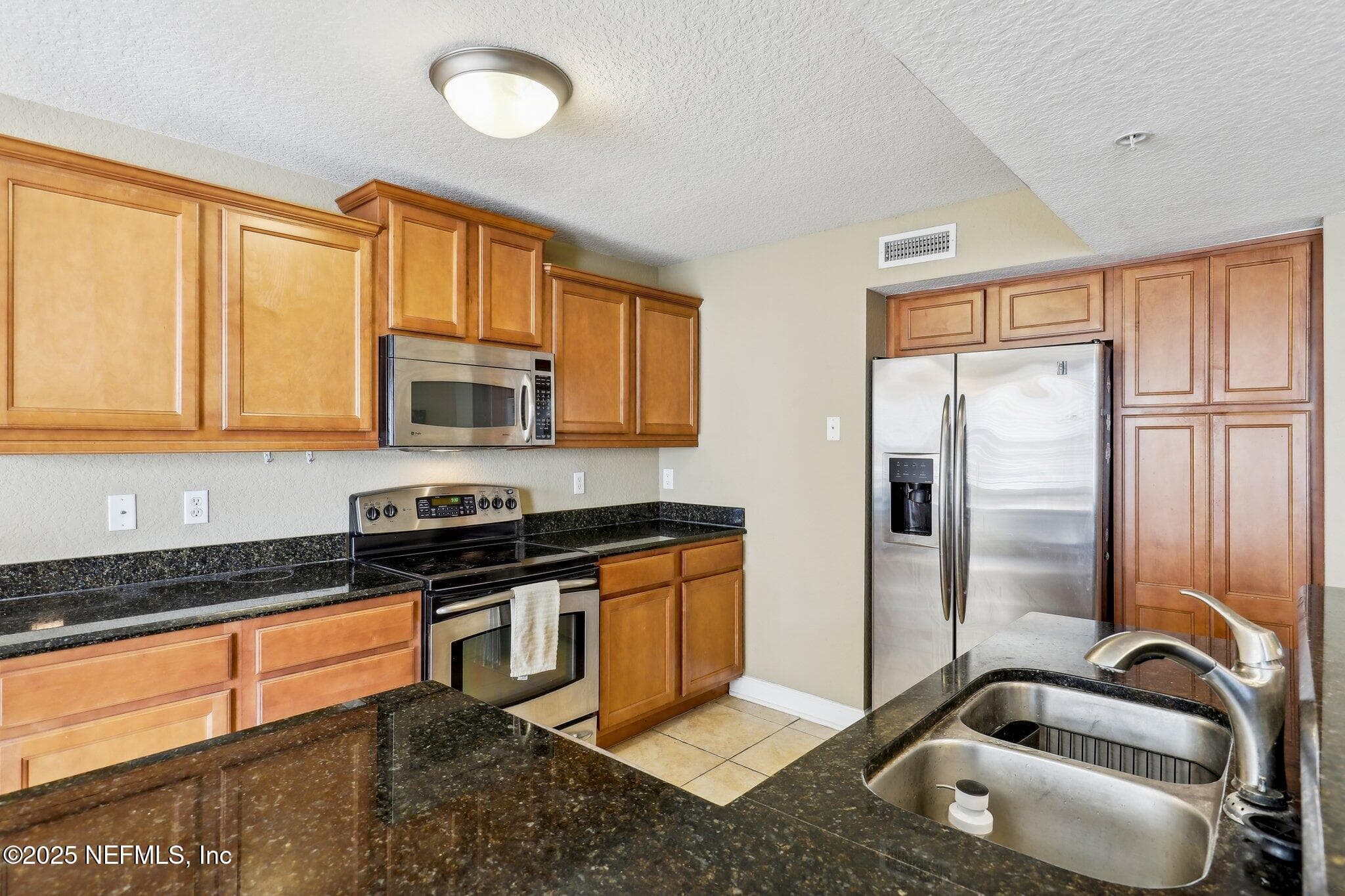 Photo 10 of 200 LAGUNA VILLAS Boulevard C21, Jacksonville Beach, FL 32250