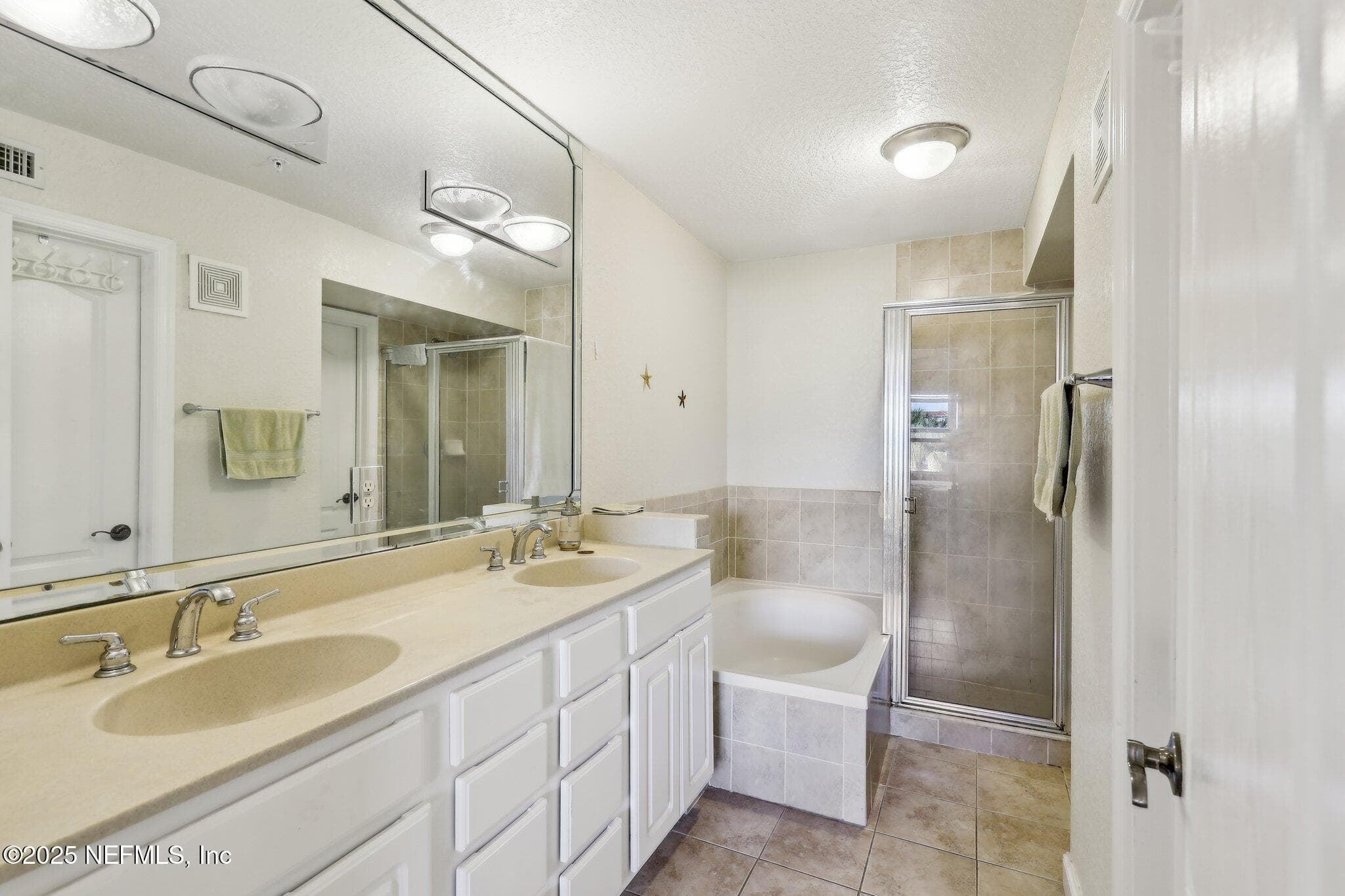 Photo 19 of 200 LAGUNA VILLAS Boulevard C21, Jacksonville Beach, FL 32250