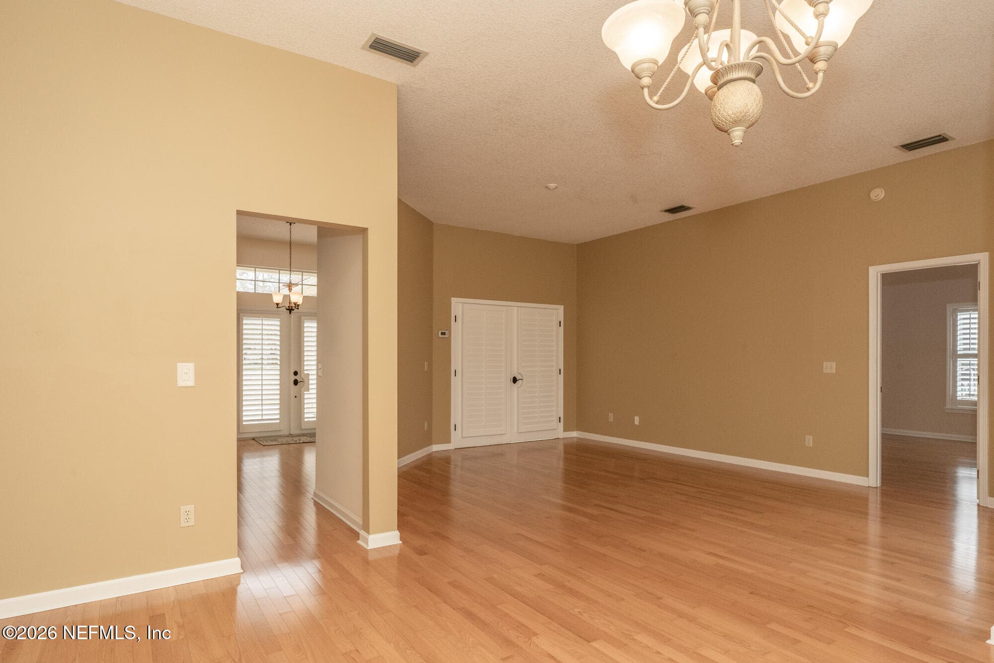 Photo 11 of 13177 CRICKET COVE Road N, Jacksonville, FL 32224
