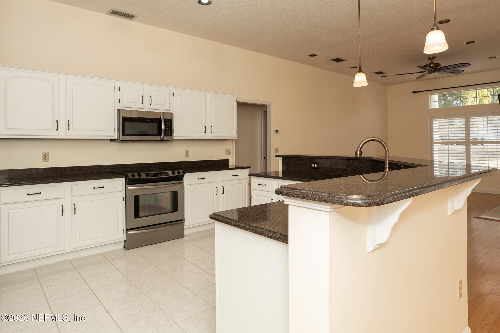 Photo 14 of 13177 CRICKET COVE Road N, Jacksonville, FL 32224