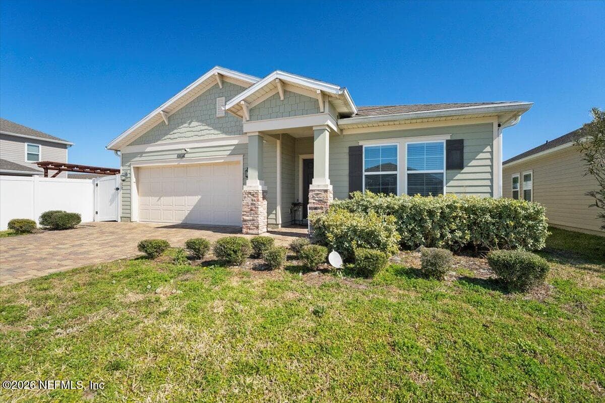 Photo 2 of 1703 MATHEWS MANOR Drive, Jacksonville, FL 32211