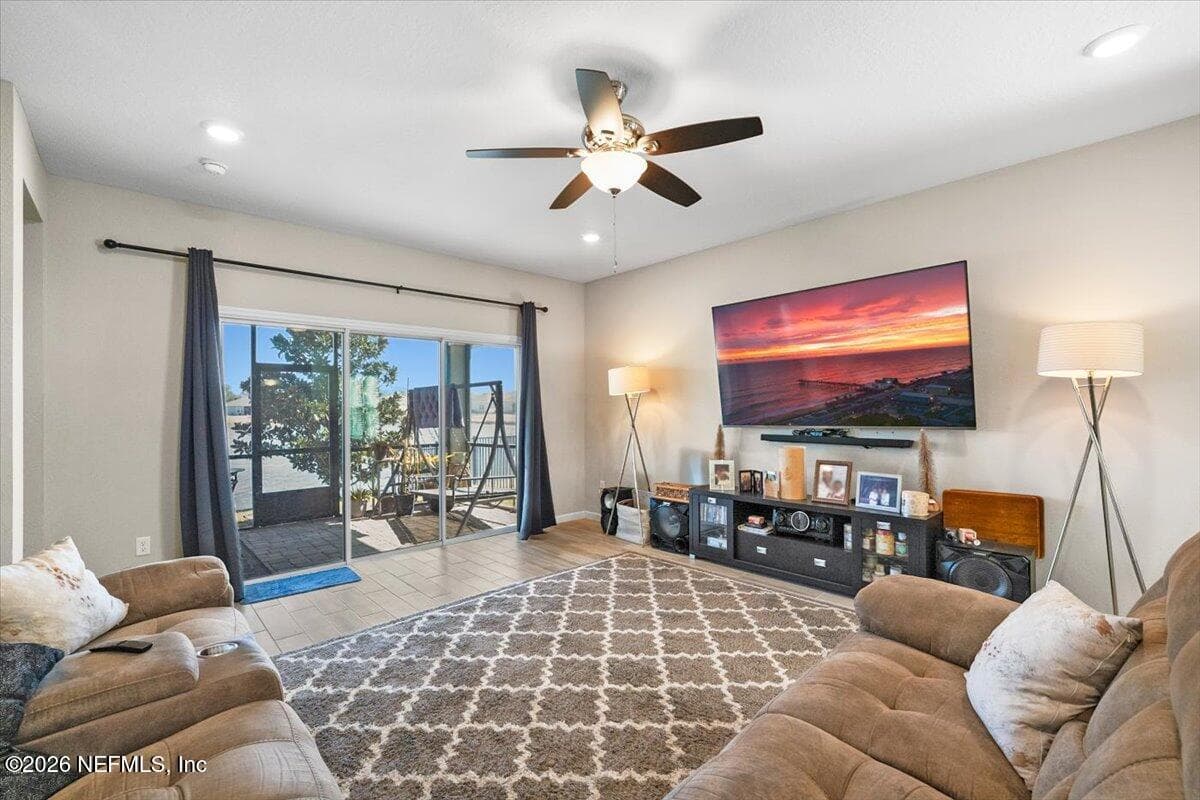 Photo 15 of 1703 MATHEWS MANOR Drive, Jacksonville, FL 32211