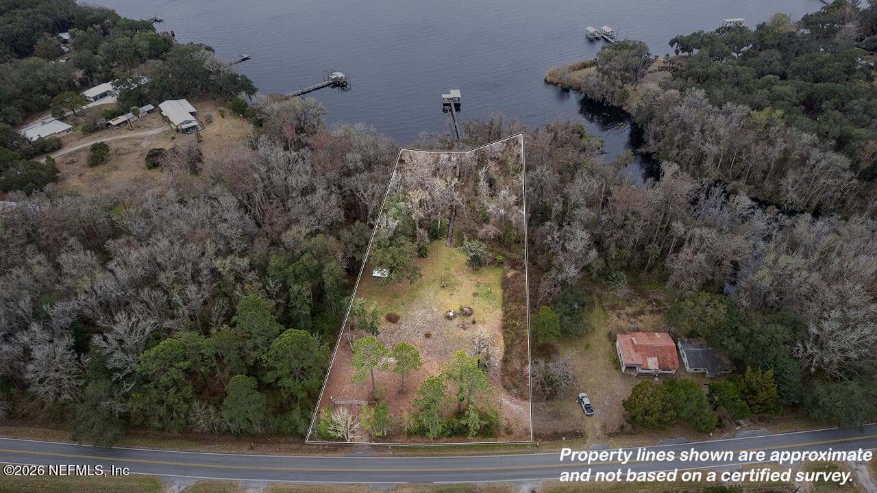 Photo 39 of 455 W RIVER Road, Palatka, FL 32177