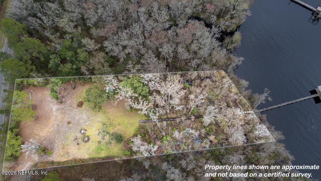 Photo 40 of 455 W RIVER Road, Palatka, FL 32177