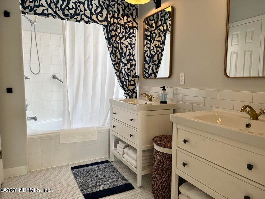 Photo 14 of 1587 LINKSIDE Drive, Atlantic Beach, FL 32233