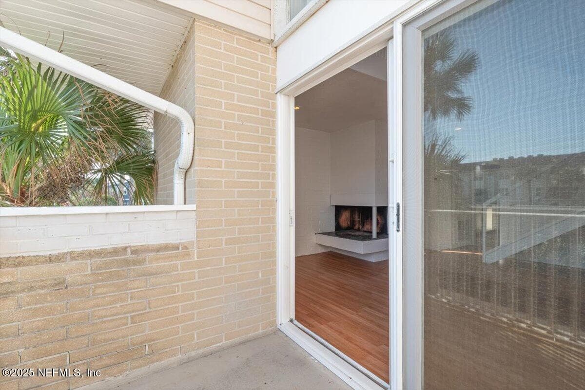 Photo 16 of 901 OCEAN Boulevard 25, Atlantic Beach, FL 32233