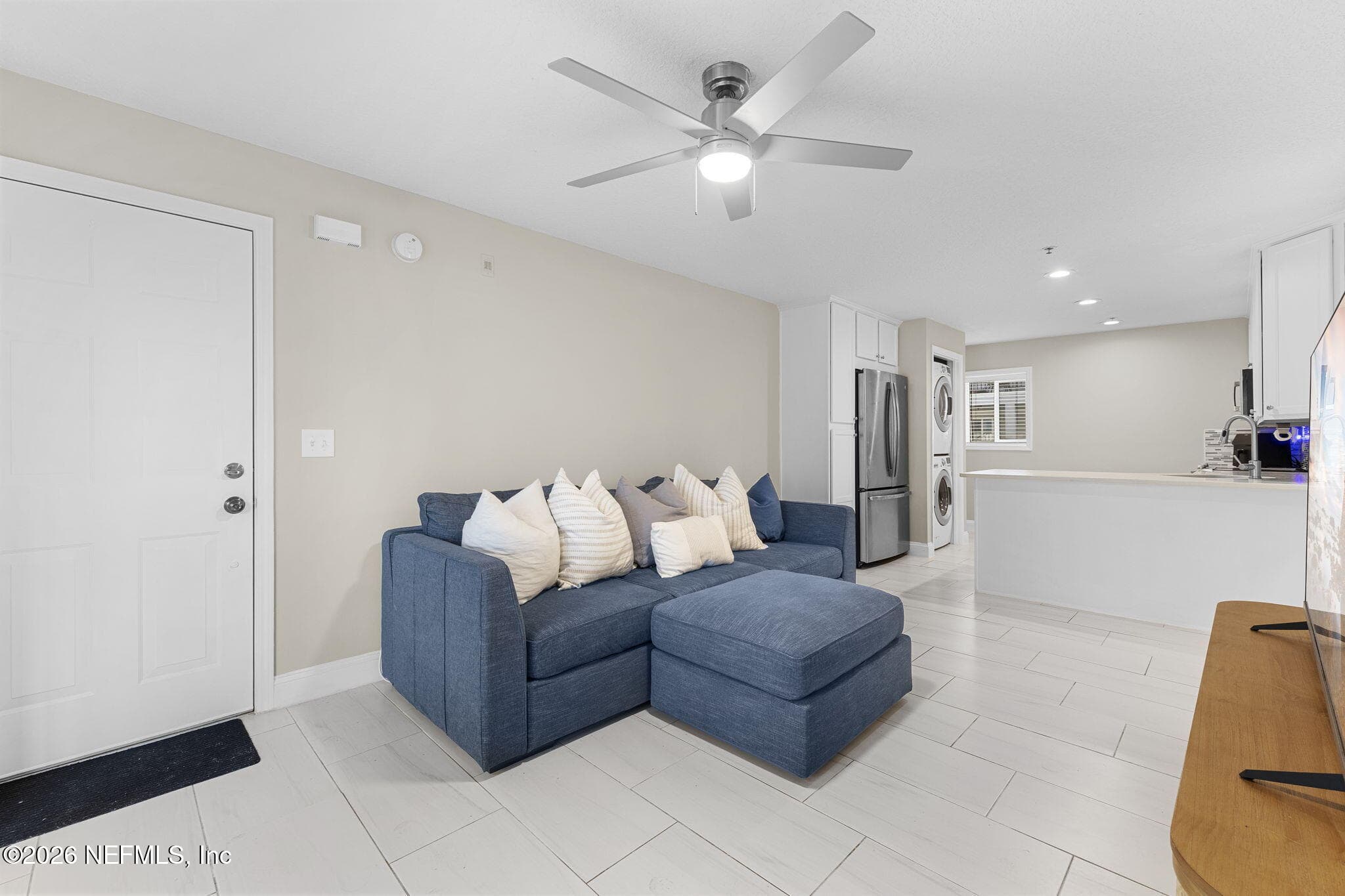 Photo 3 of 210 11TH Avenue N 104, Jacksonville Beach, FL 32250