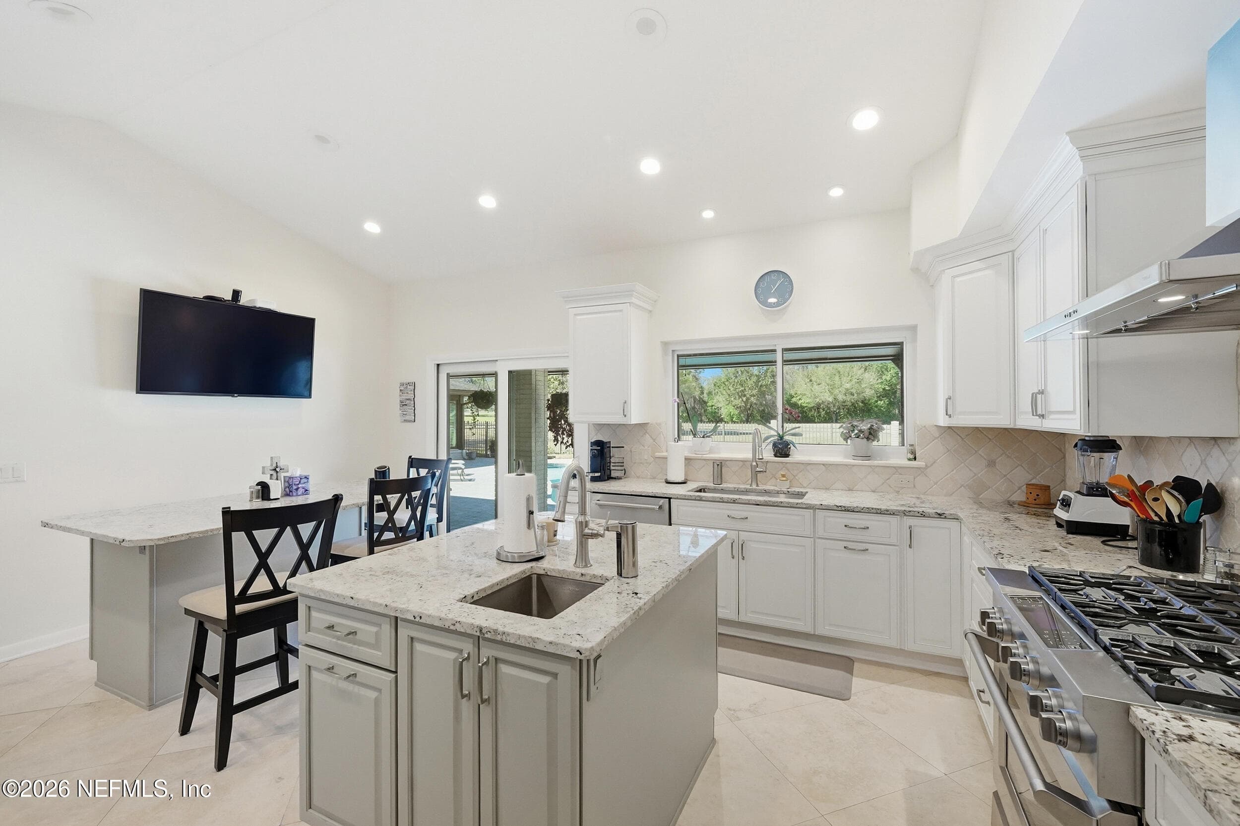 Photo 16 of 7946 QUAILWOOD Drive, Jacksonville, FL 32256