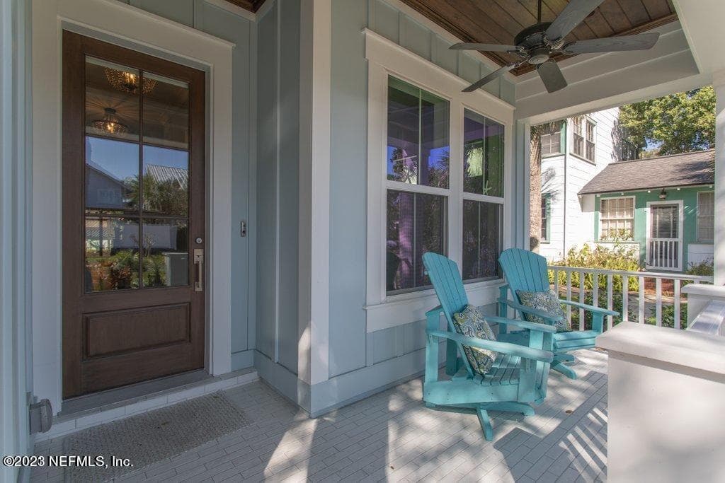 Photo 4 of 264 OCEAN Boulevard, Atlantic Beach, FL 32233