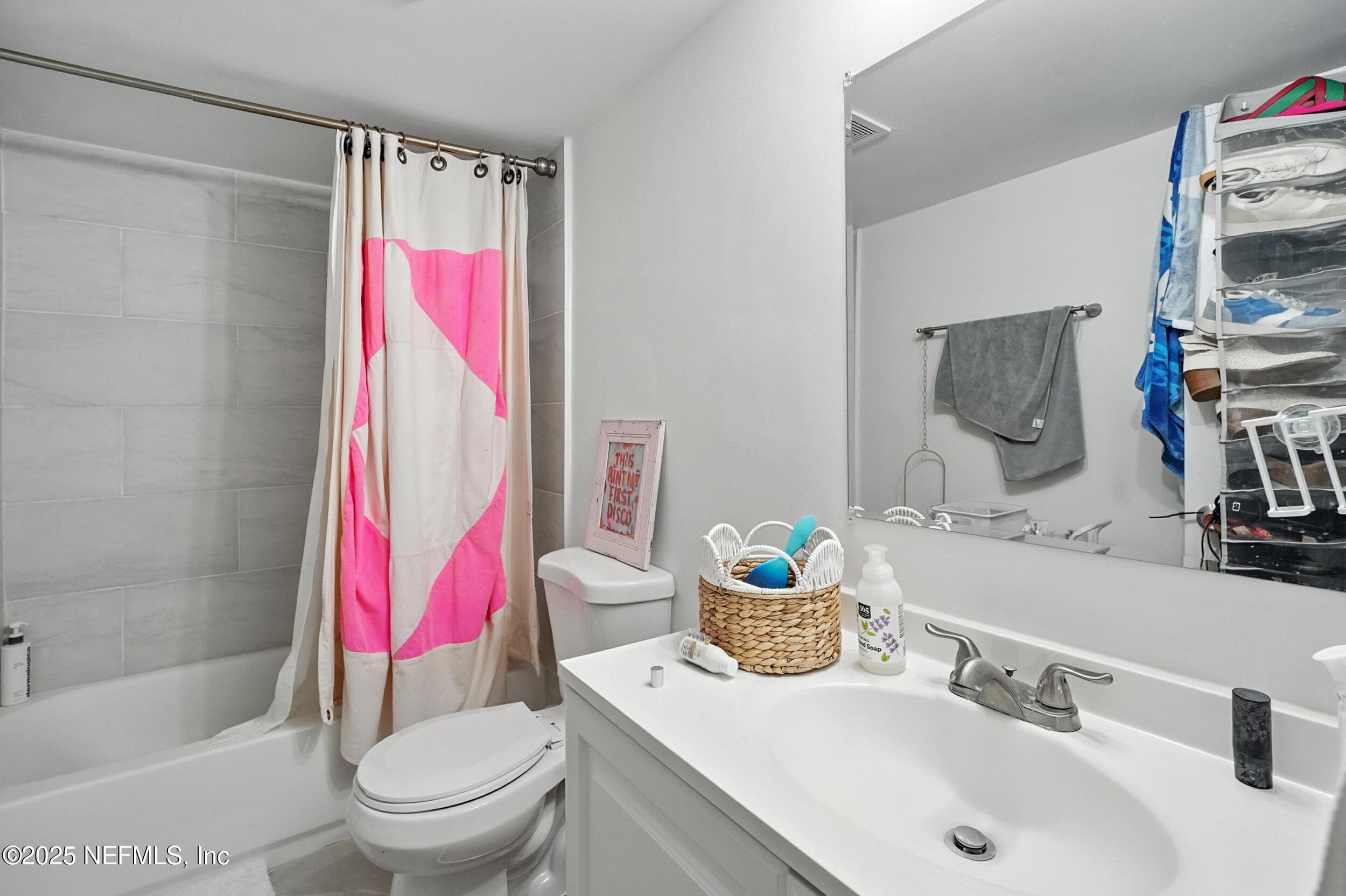 Photo 14 of 229 MARGARET Street, Neptune Beach, FL 32266