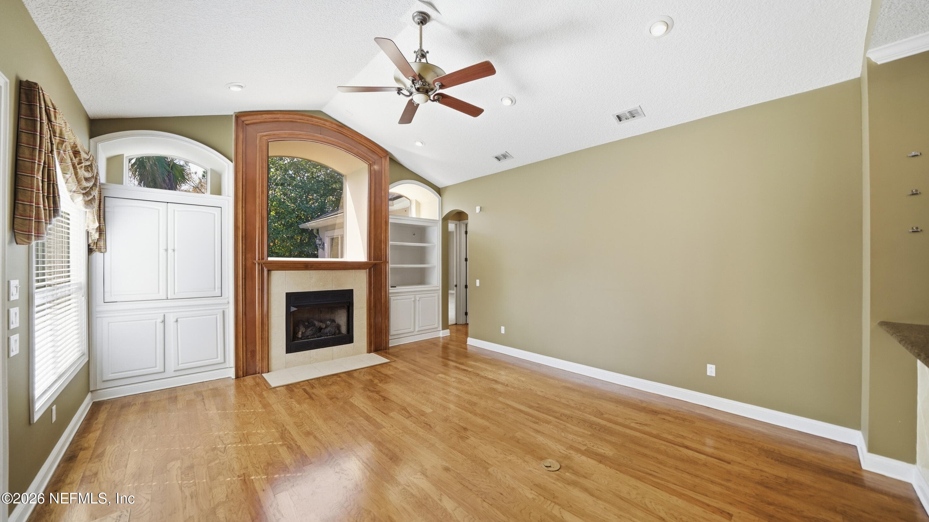 Photo 14 of 2738 CHESTNUT GROVE Court, Orange Park, FL 32073