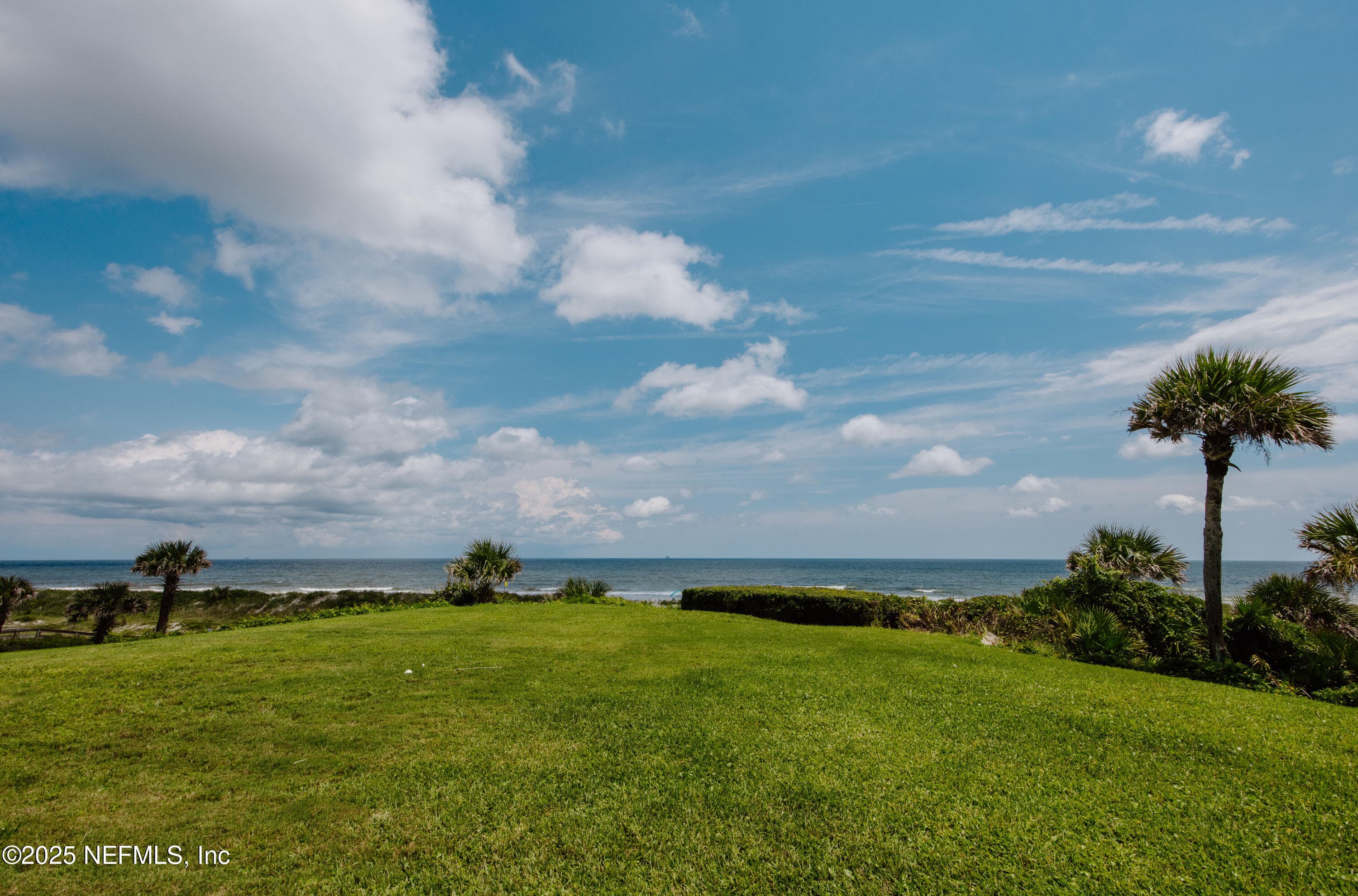 Photo 5 of 2277 SEMINOLE Road M, Atlantic Beach, FL 32233